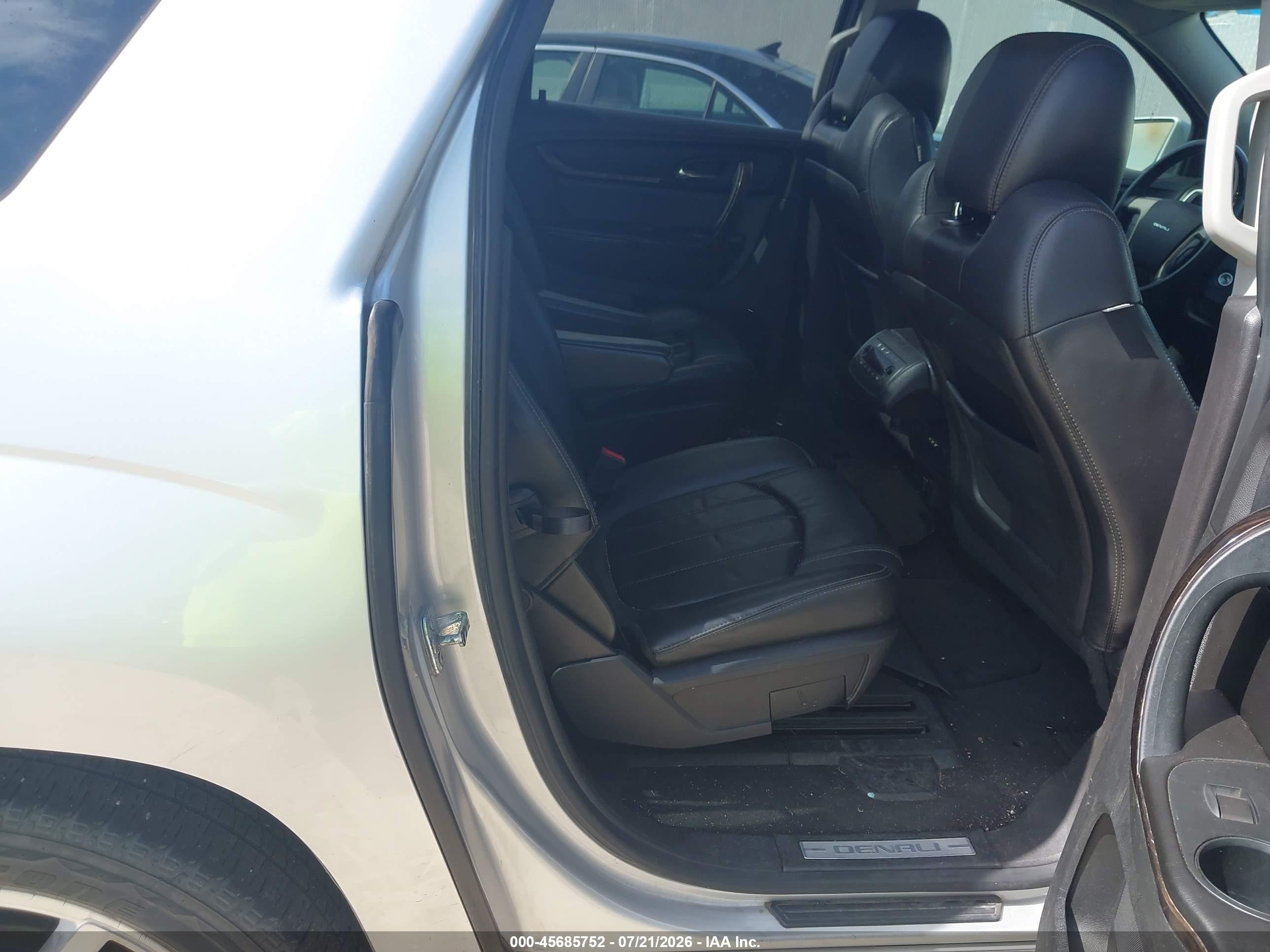 2015 Gmc Acadia Denali Silver vin: 1GKKRTKD1FJ270300