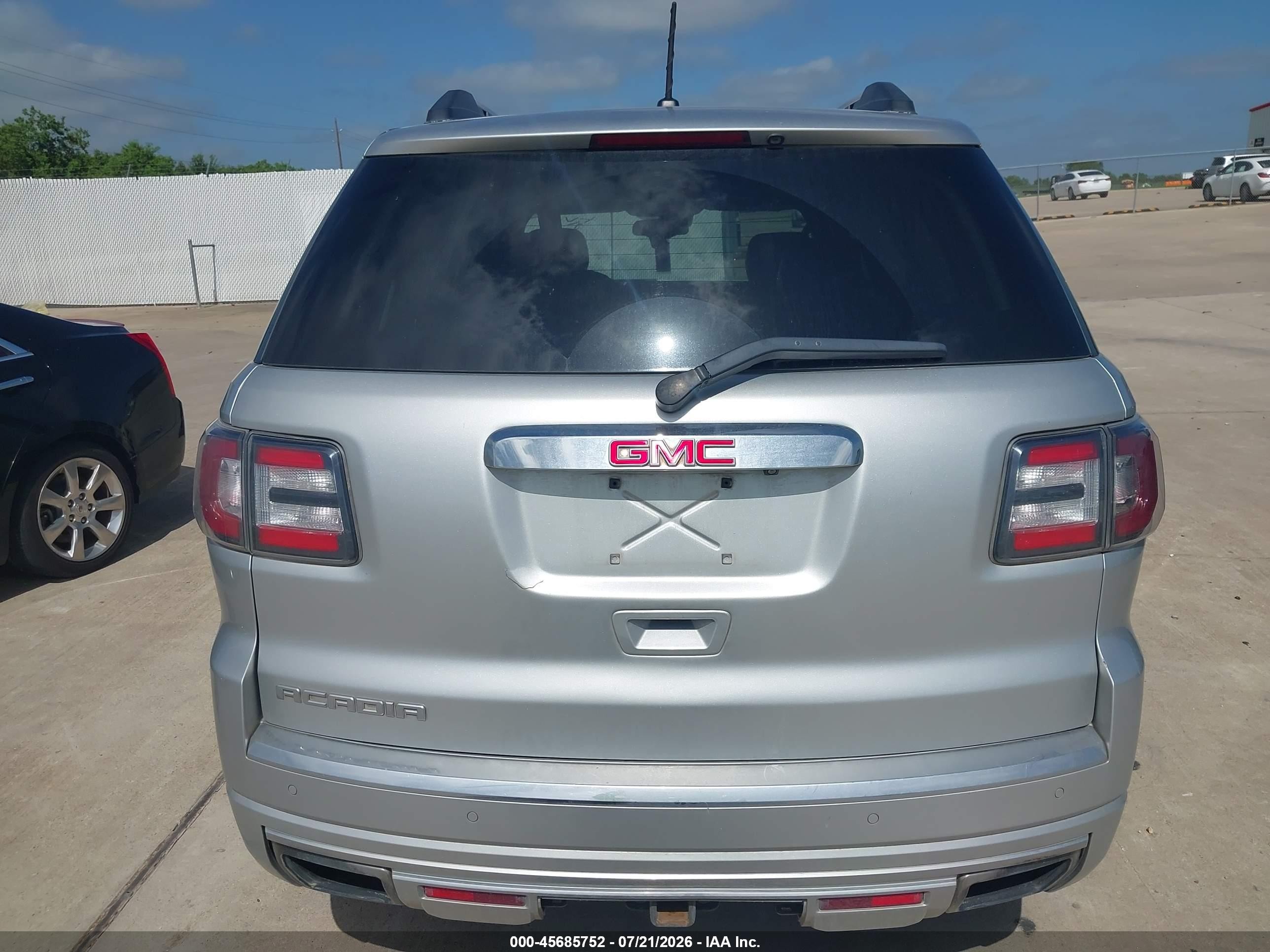 2015 Gmc Acadia Denali Silver vin: 1GKKRTKD1FJ270300