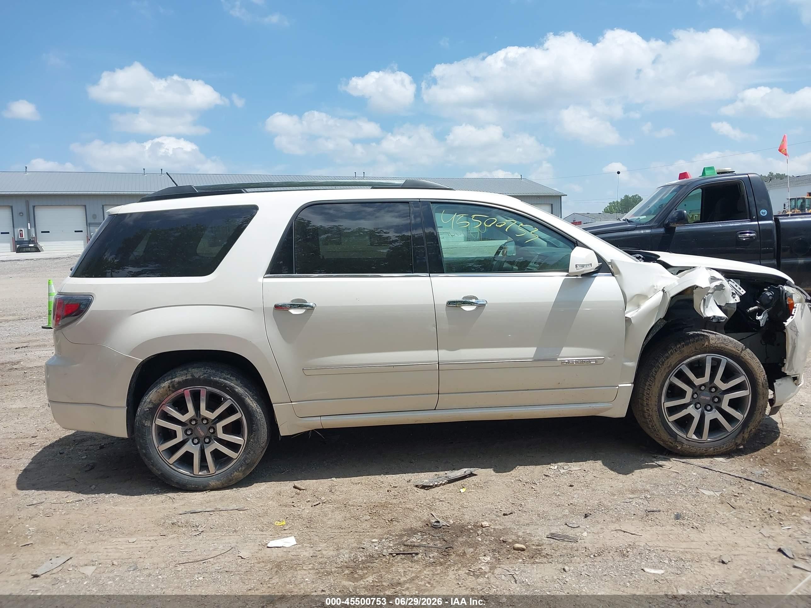 2013 Gmc Acadia Denali White vin: 1GKKRTKD2DJ205937