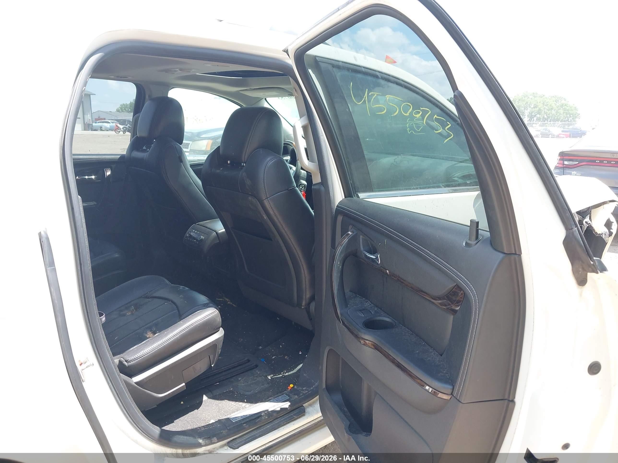 2013 Gmc Acadia Denali White vin: 1GKKRTKD2DJ205937
