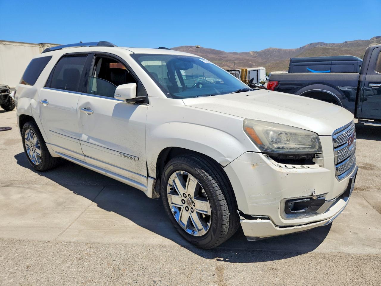 2013 Gmc Acadia Denali White vin: 1GKKRTKD2DJ237853