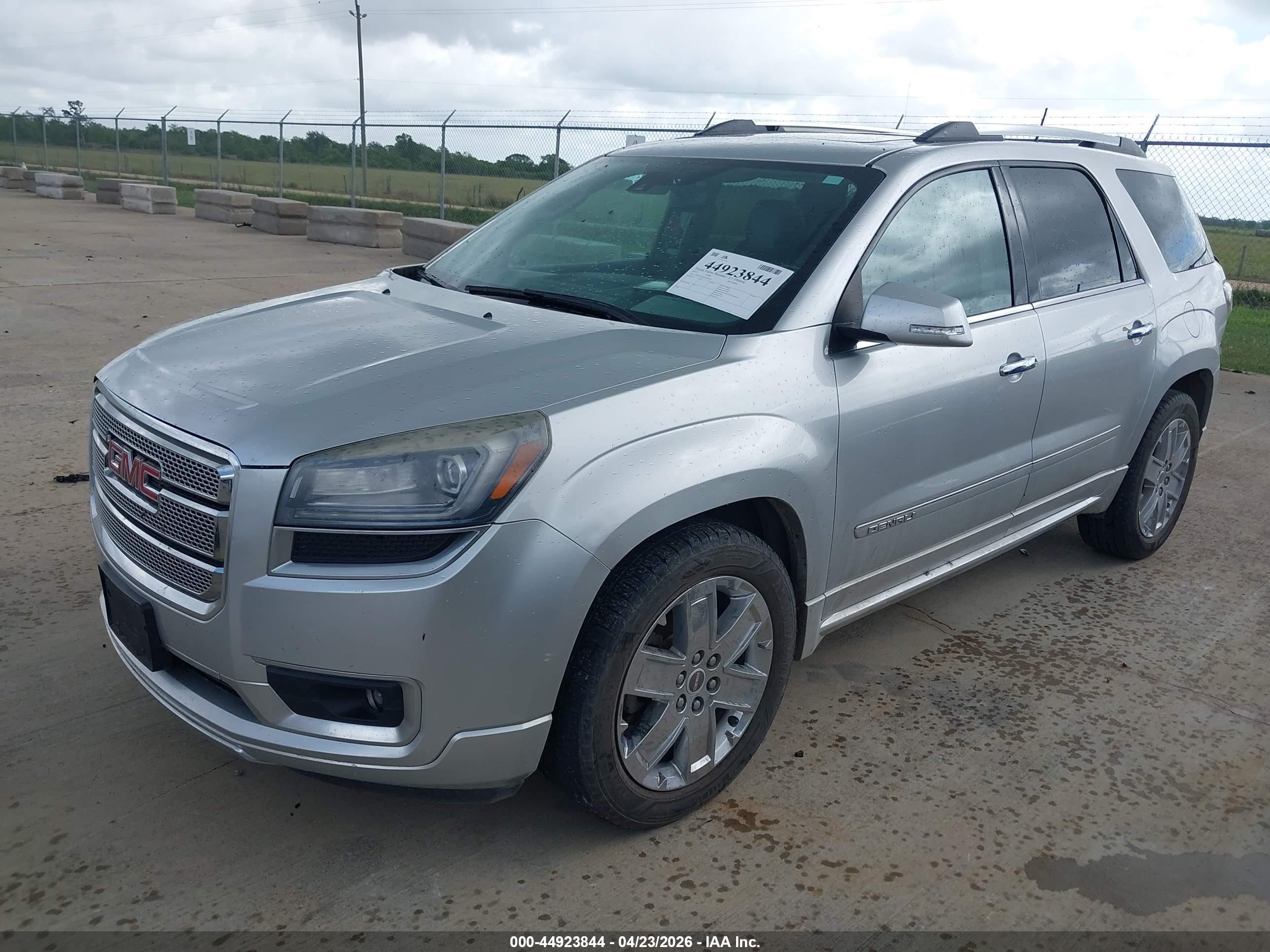 2015 Gmc Acadia Denali Silver vin: 1GKKRTKD2FJ340404