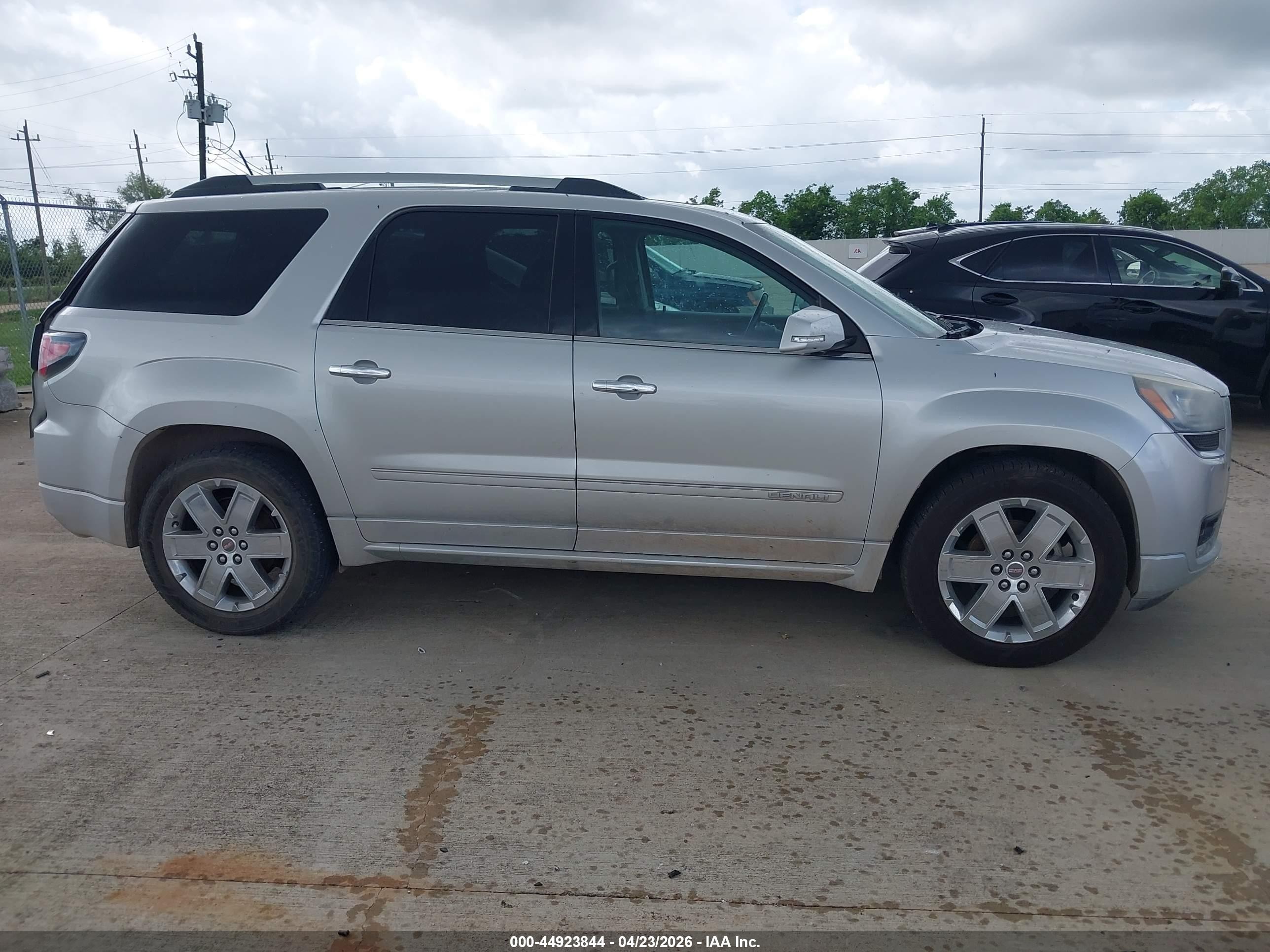 2015 Gmc Acadia Denali Silver vin: 1GKKRTKD2FJ340404