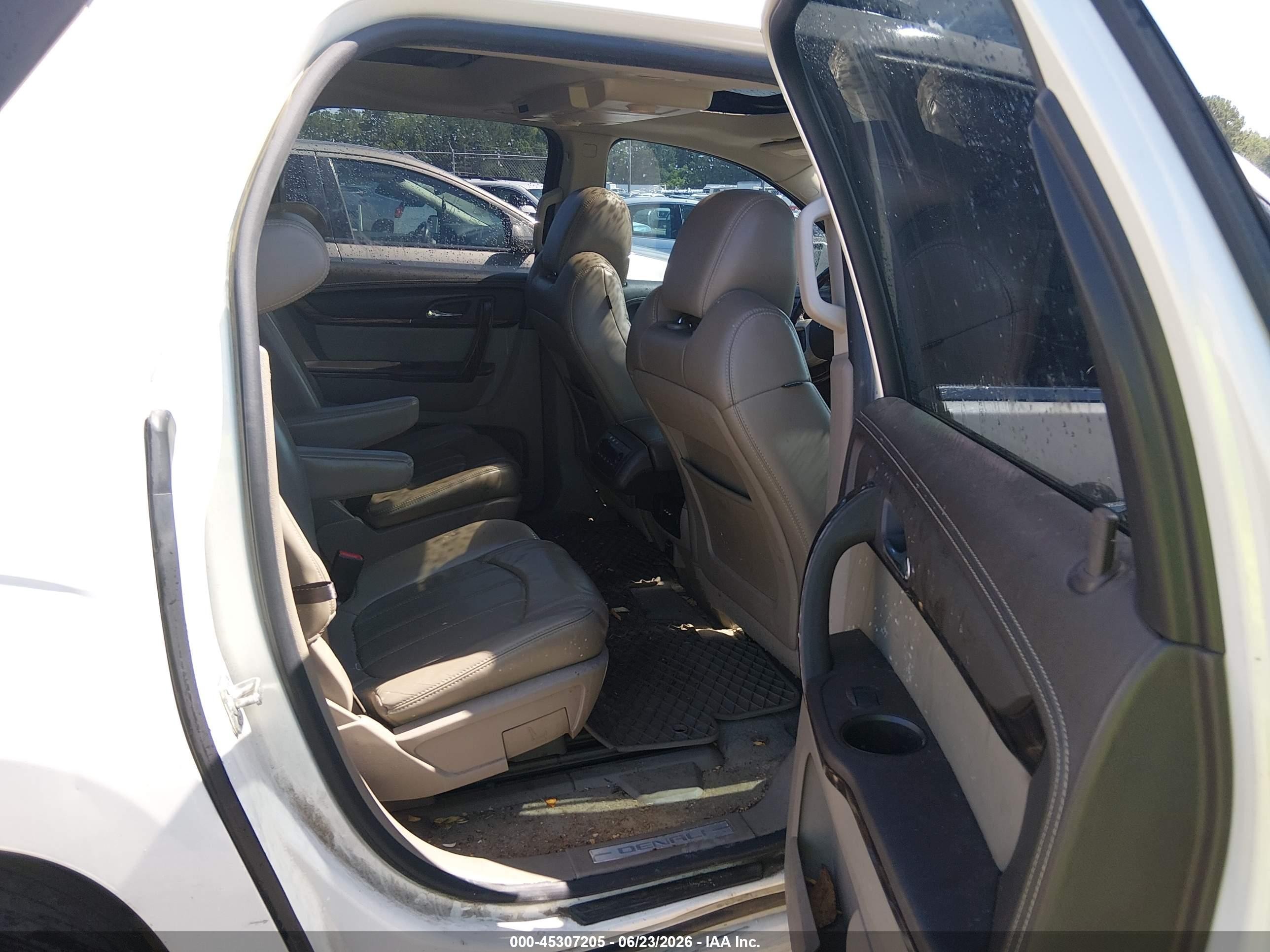 2014 Gmc Acadia Denali White vin: 1GKKRTKD3EJ100468