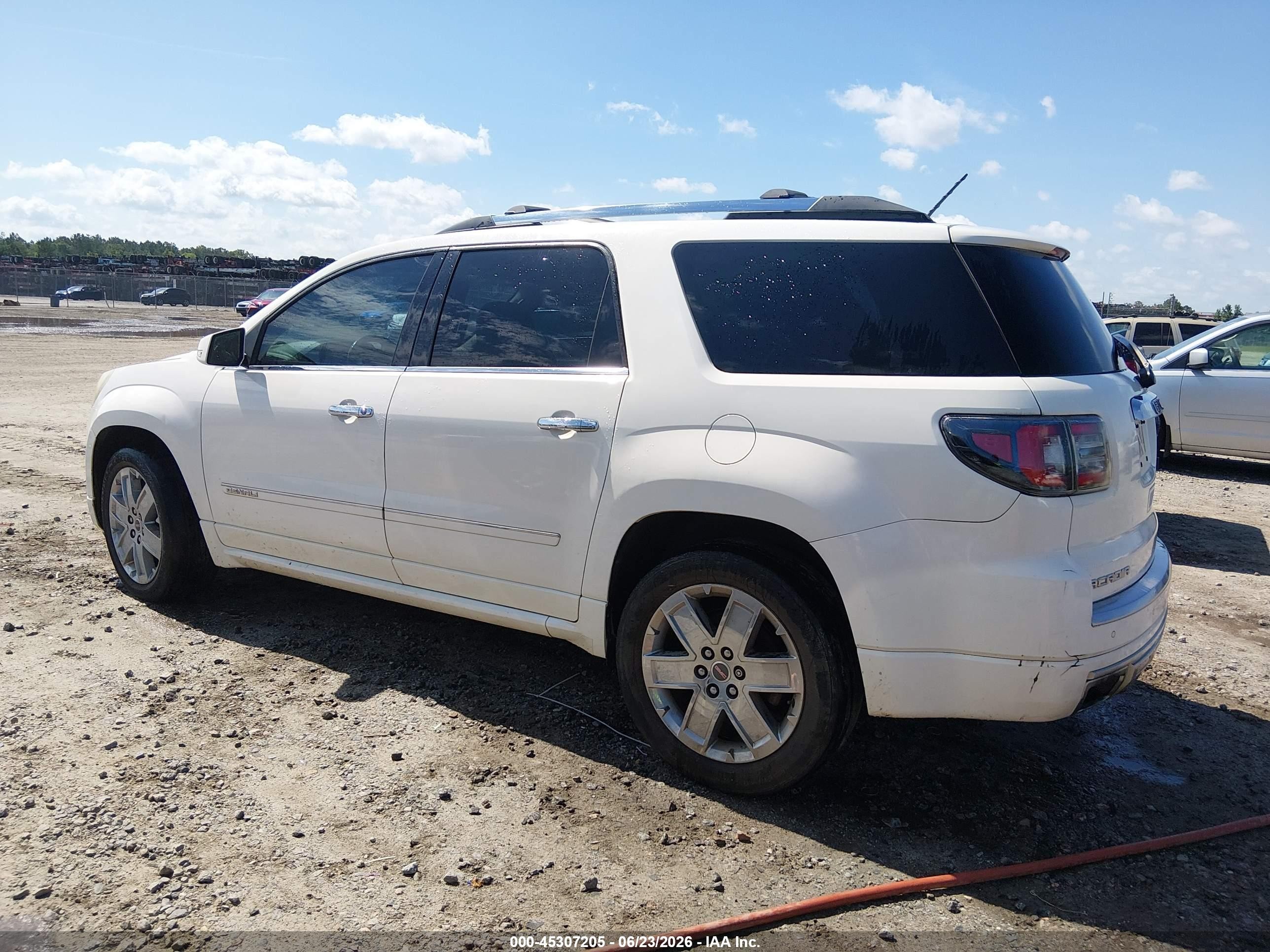 2014 Gmc Acadia Denali White vin: 1GKKRTKD3EJ100468