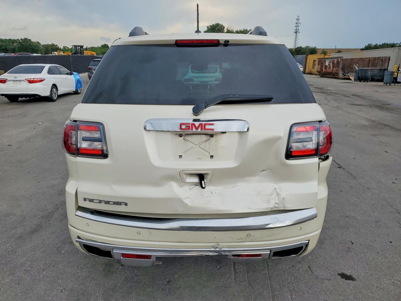 2015 Gmc Acadia Denali White vin: 1GKKRTKD3FJ323434
