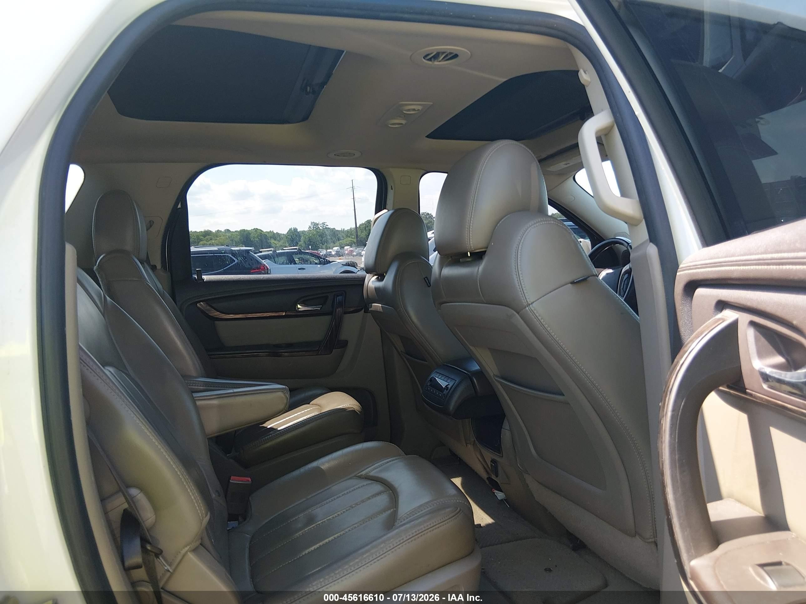 2014 Gmc Acadia Denali White vin: 1GKKRTKD5EJ222118