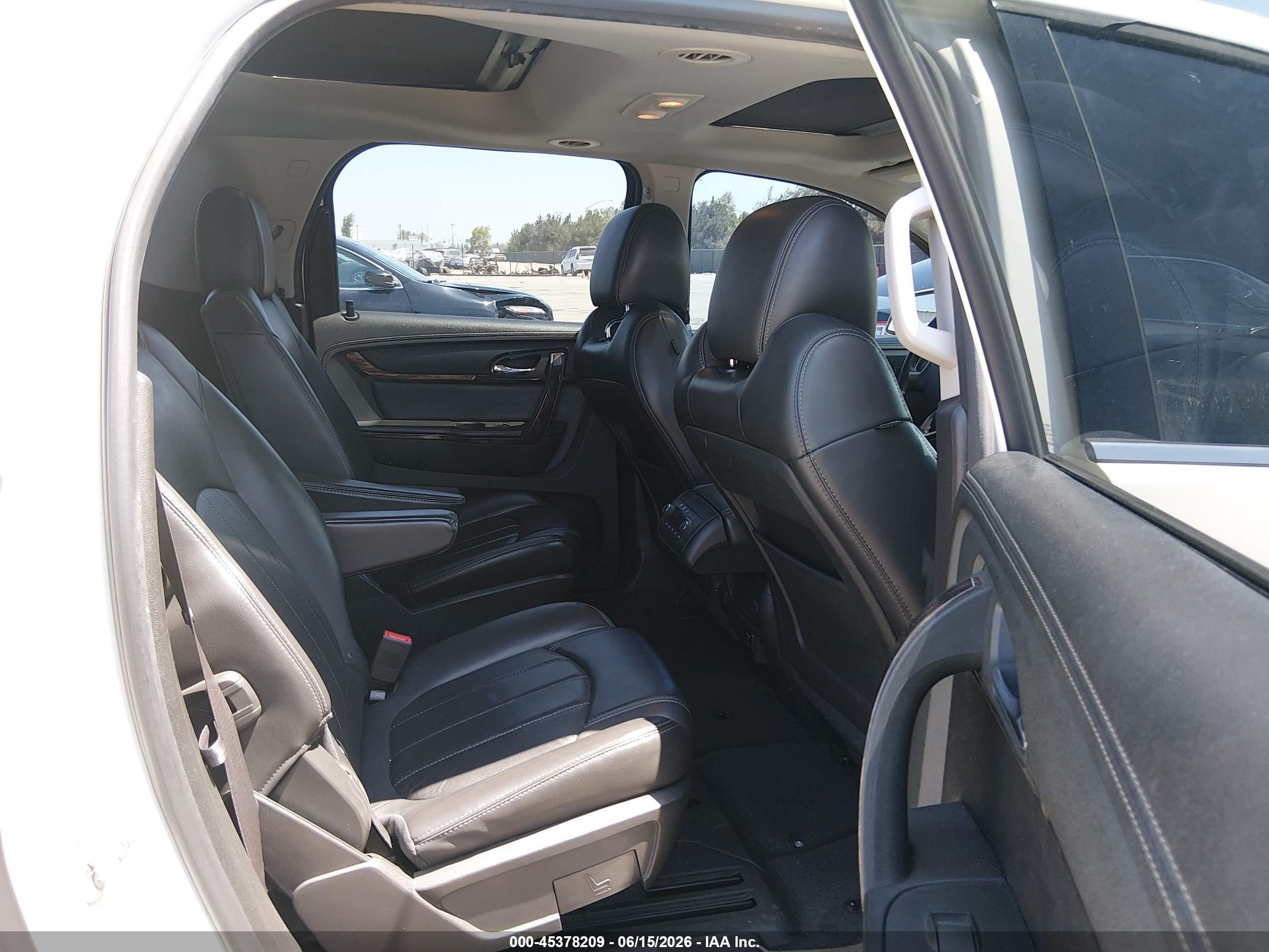 2015 Gmc Acadia Denali White vin: 1GKKRTKD6FJ249779