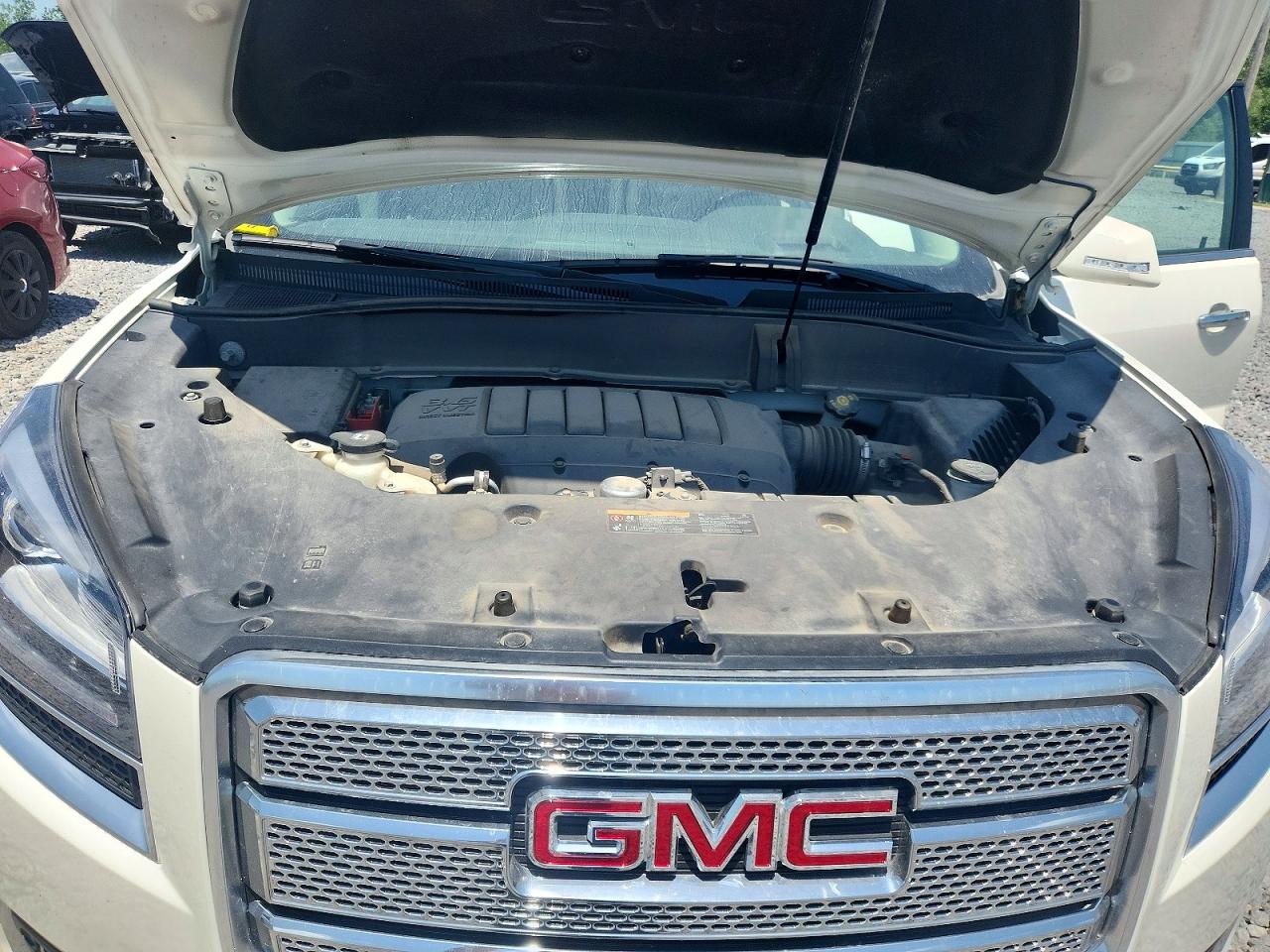 2015 Gmc Acadia Denali White vin: 1GKKRTKD6FJ253816