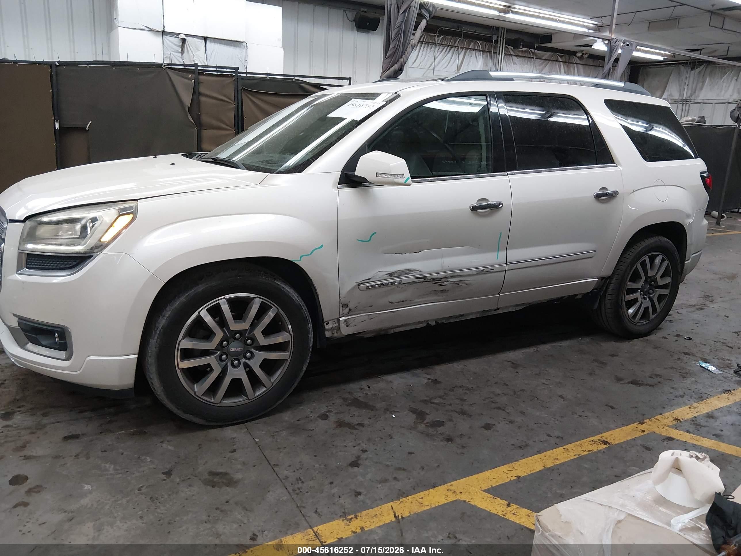 2013 Gmc Acadia Denali White vin: 1GKKRTKD7DJ114226