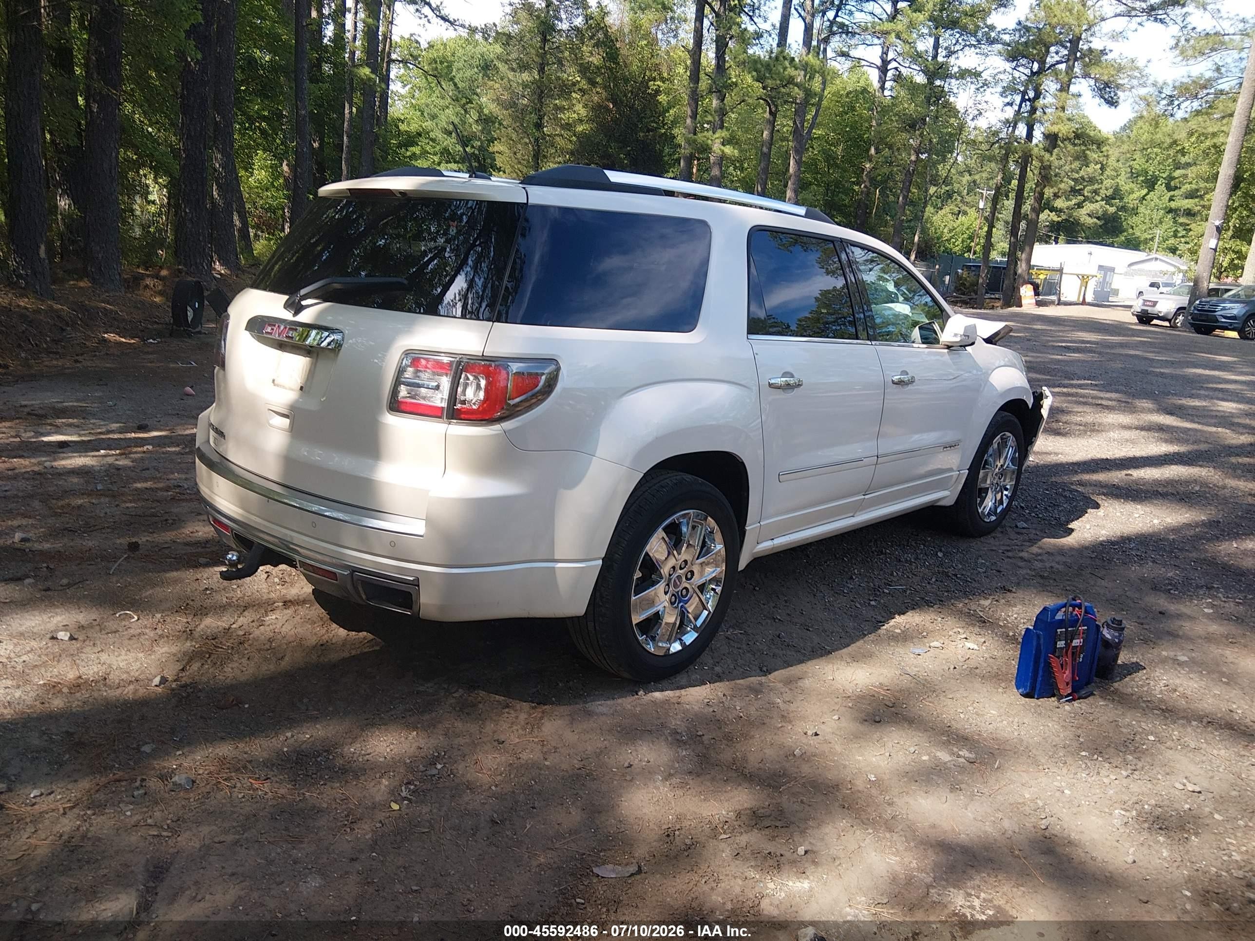 2013 Gmc Acadia Denali White vin: 1GKKRTKD7DJ229196