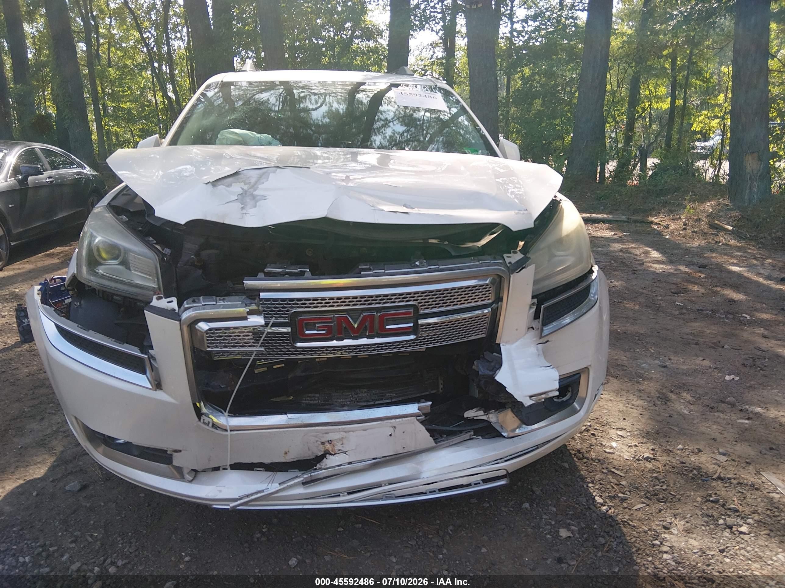 2013 Gmc Acadia Denali White vin: 1GKKRTKD7DJ229196