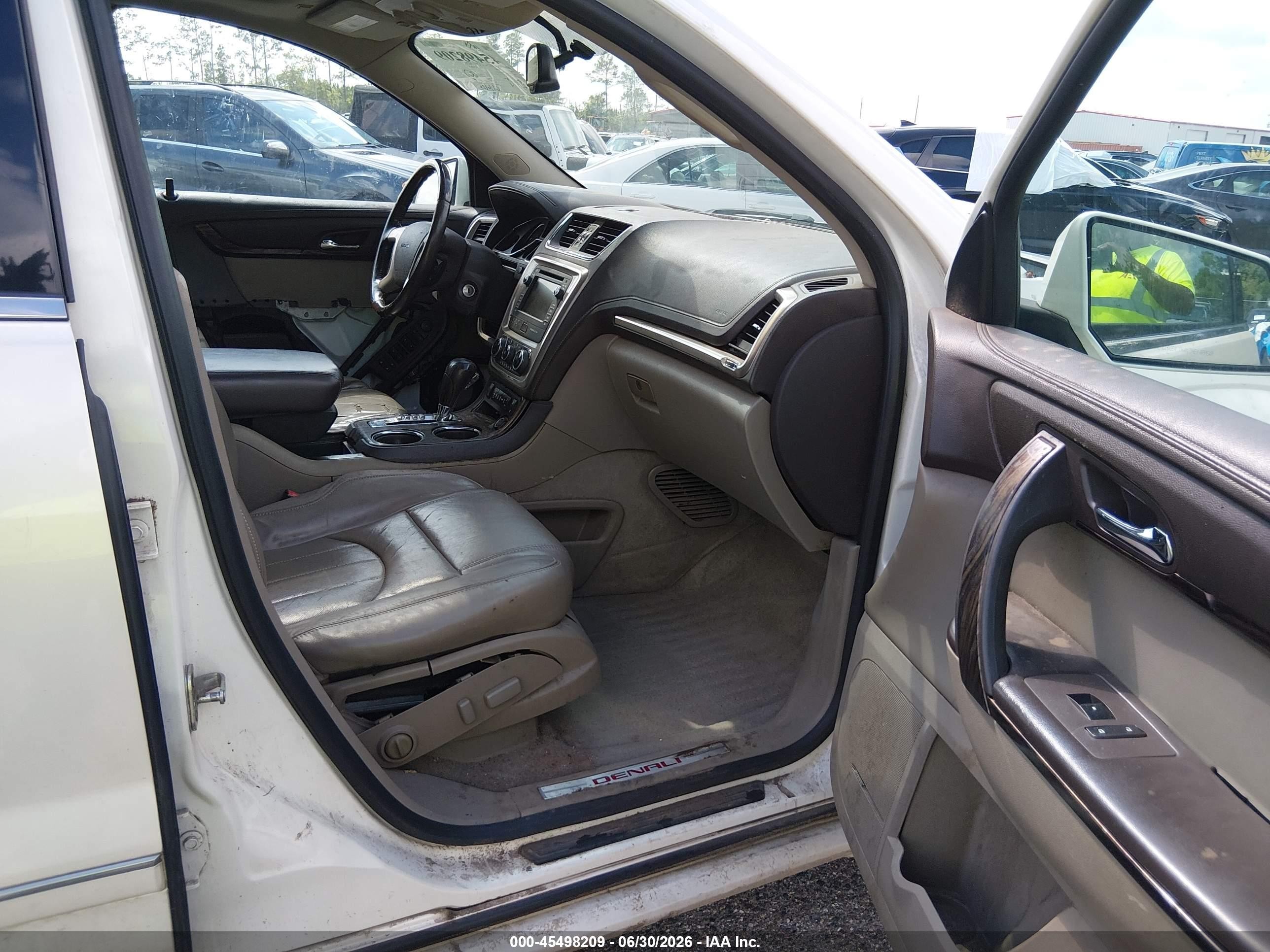 2013 Gmc Acadia Denali White vin: 1GKKRTKD8DJ182423