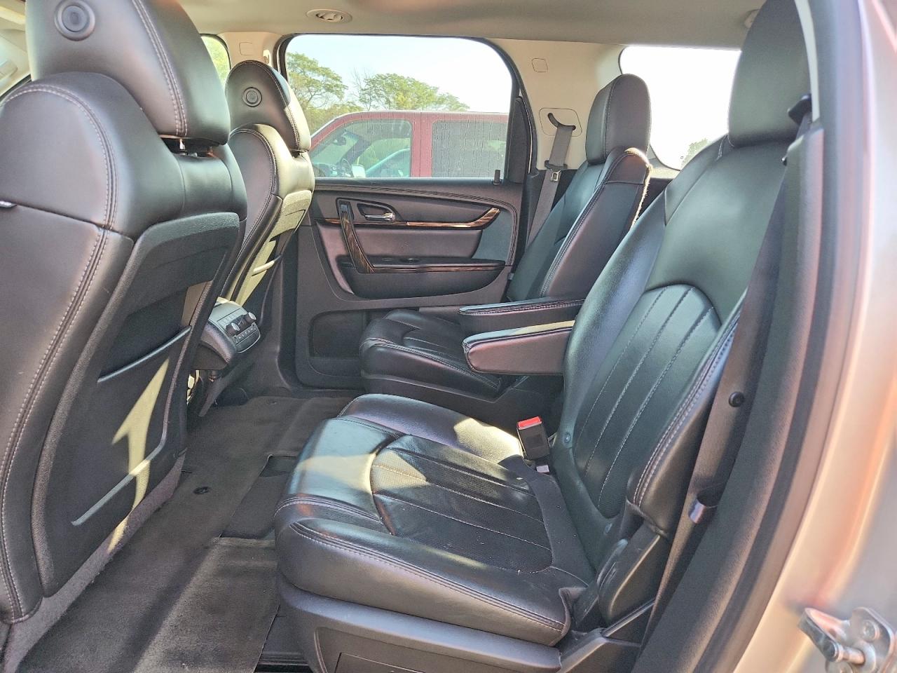 2015 Gmc Acadia Denali Серебряный vin: 1GKKRTKD8FJ253462