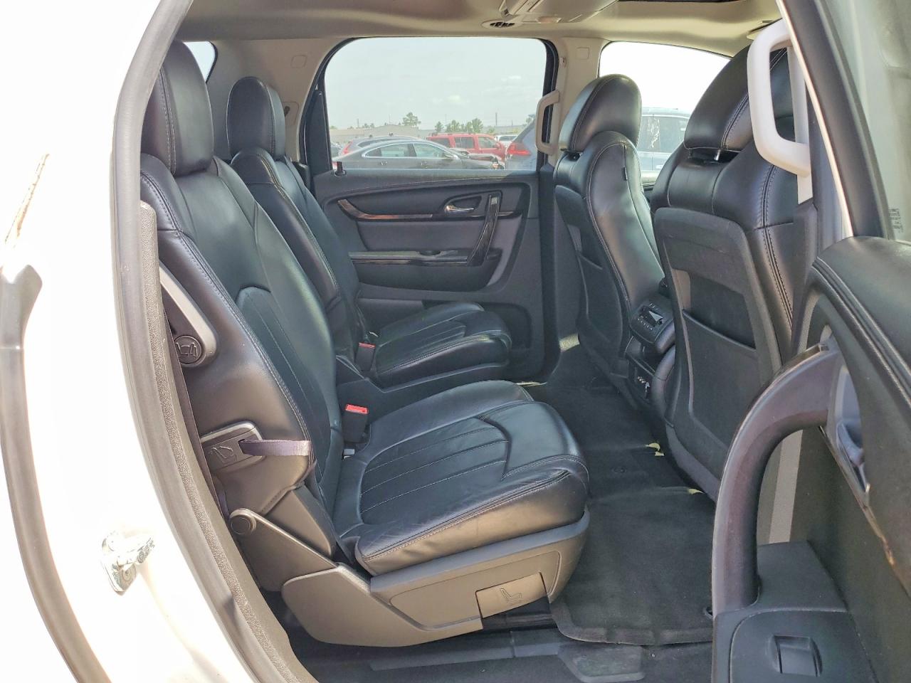 2013 Gmc Acadia Denali White vin: 1GKKRTKD9DJ155537