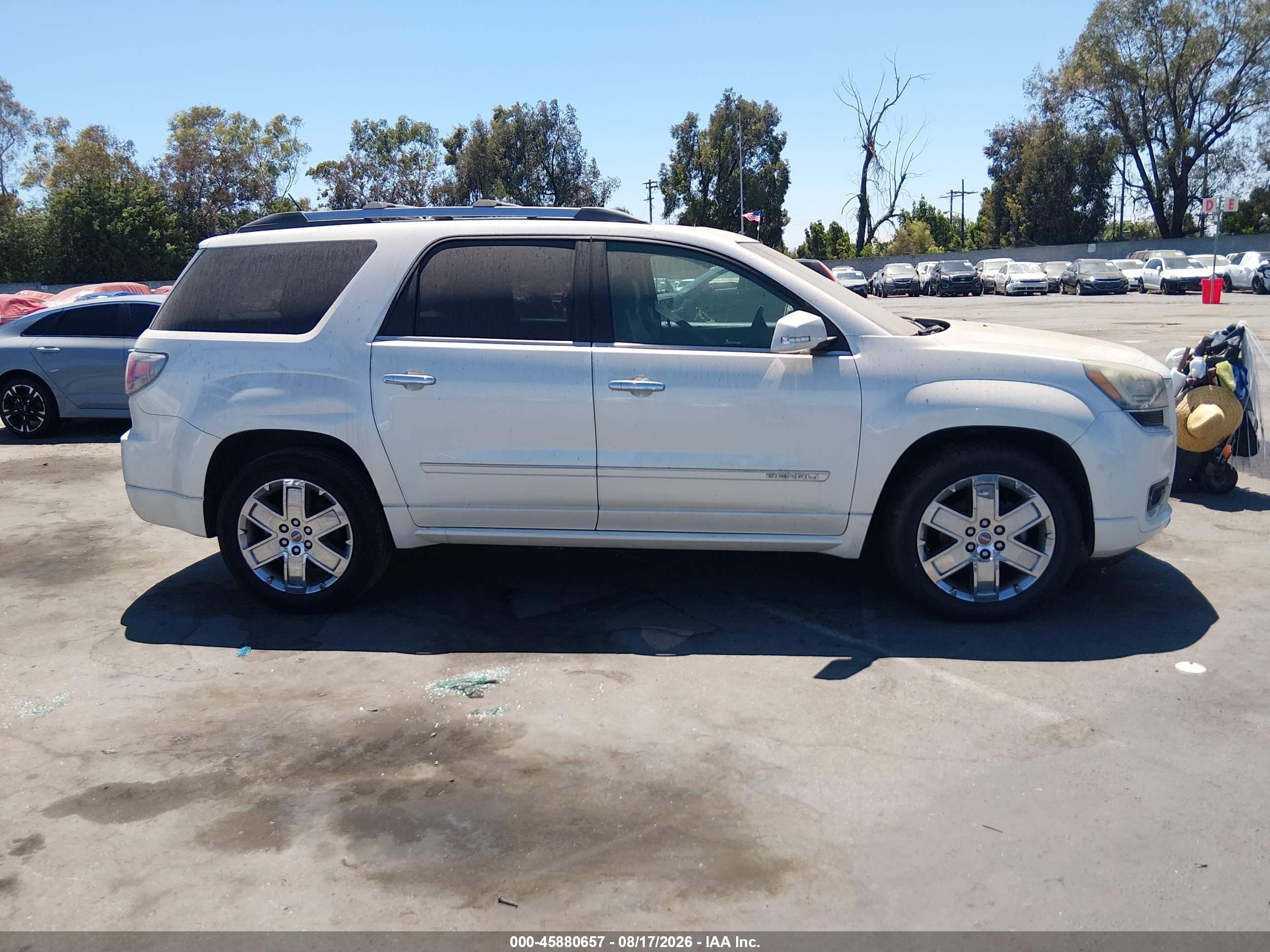 2013 Gmc Acadia Denali White vin: 1GKKRTKD9DJ229295