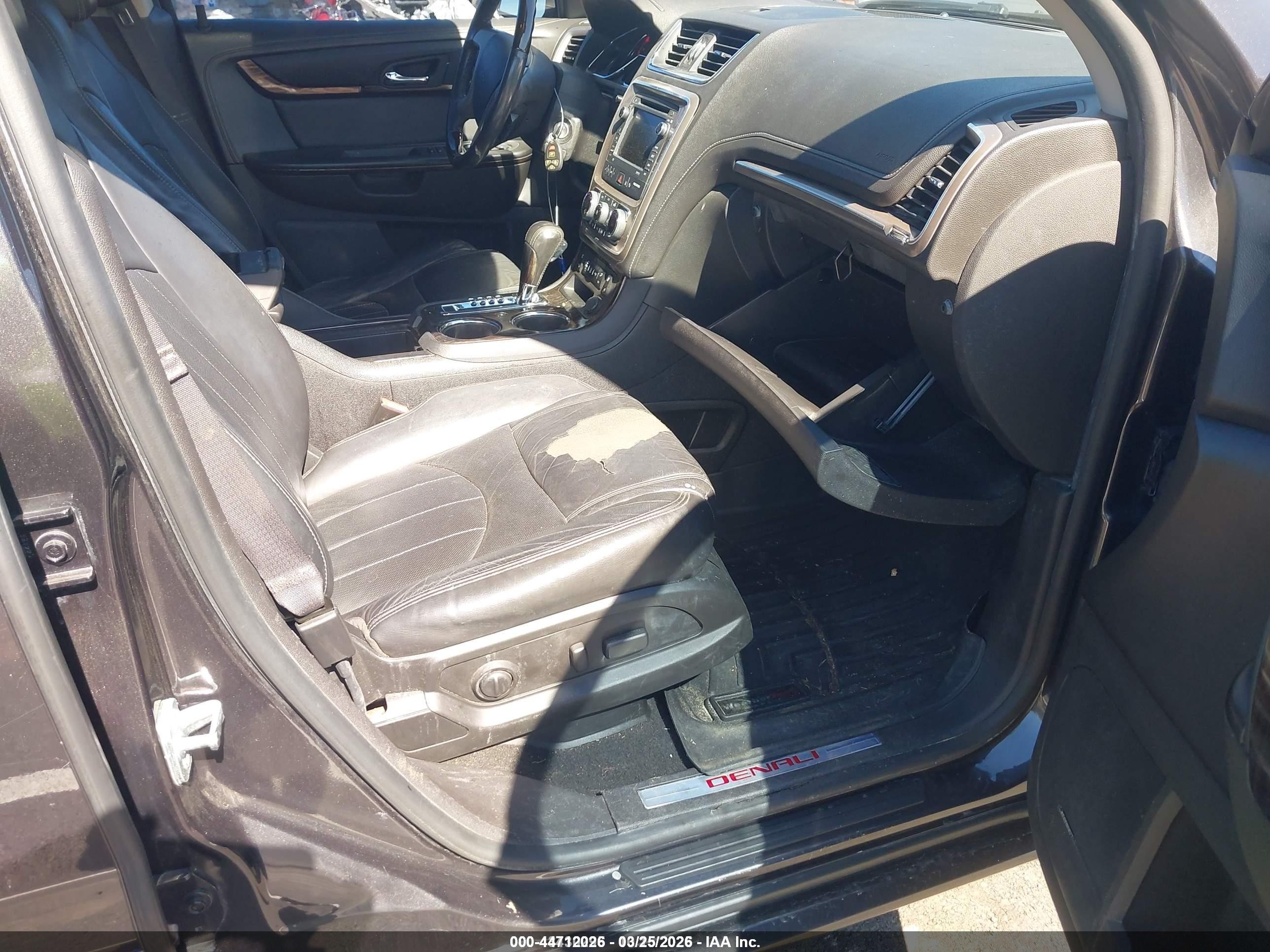 2014 Gmc Acadia Denali Champagne vin: 1GKKRTKD9EJ202762