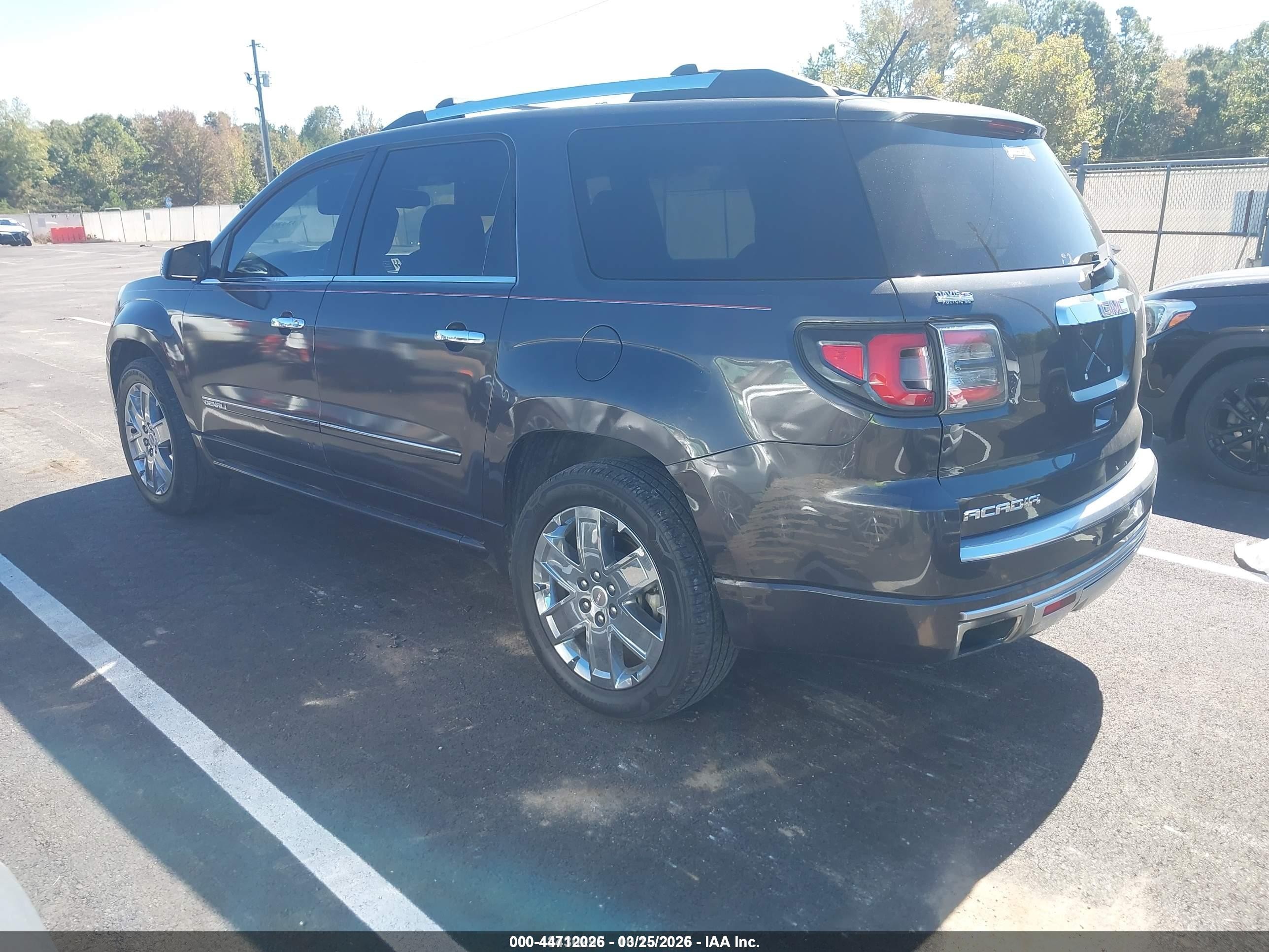 2014 Gmc Acadia Denali Champagne vin: 1GKKRTKD9EJ202762