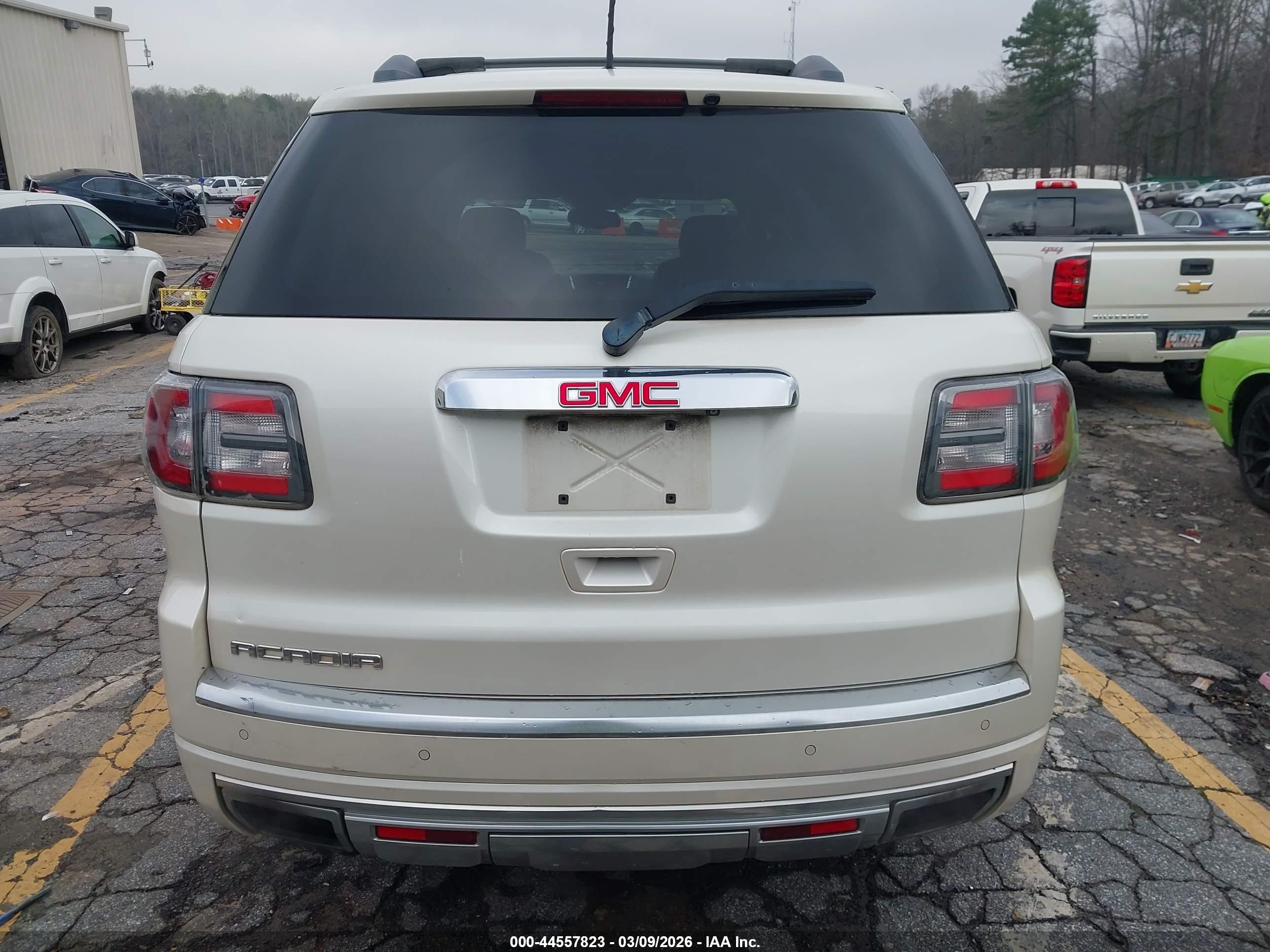2013 Gmc Acadia Denali White vin: 1GKKRTKDXDJ221030