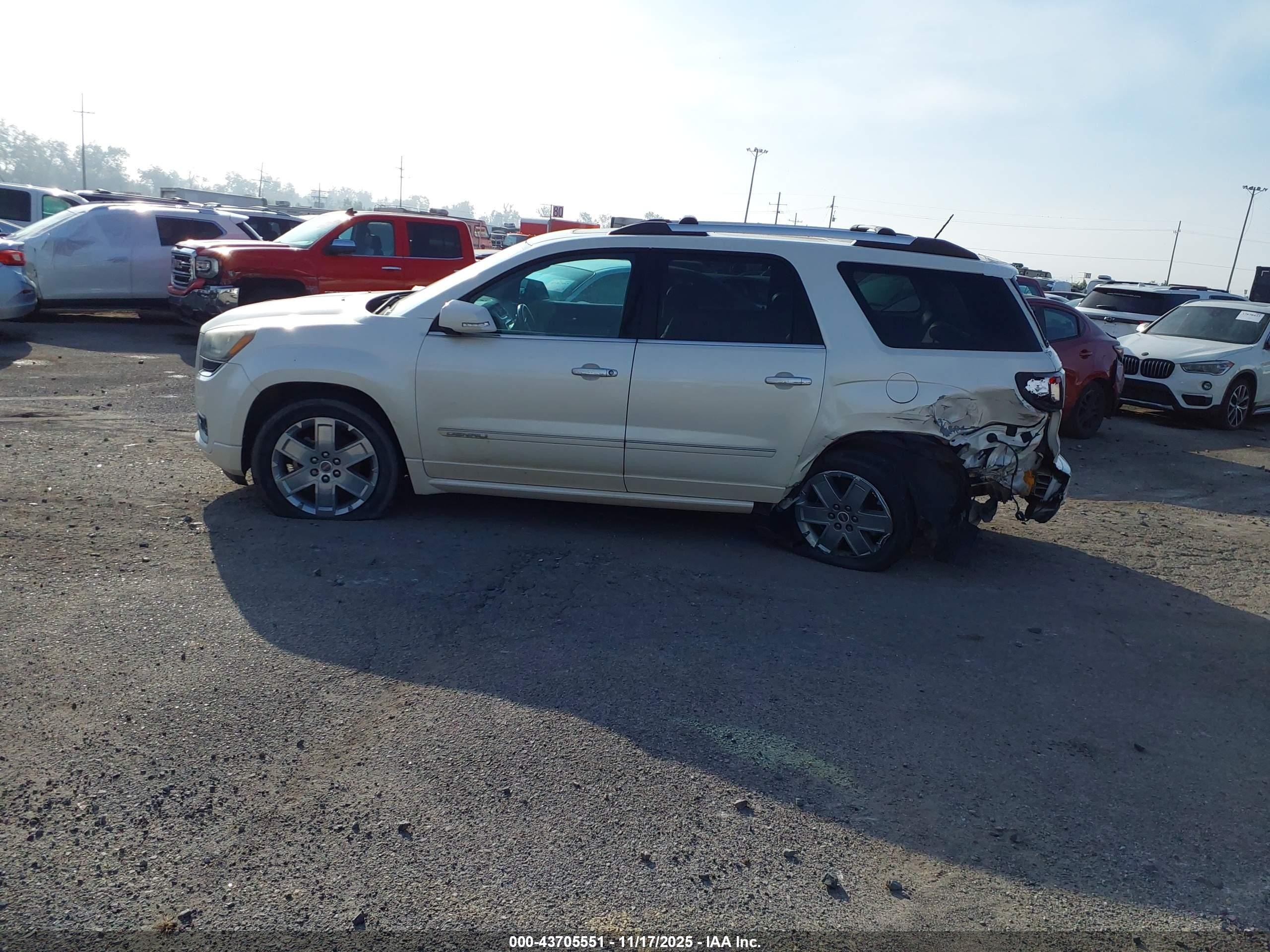 2014 Gmc Acadia Denali White vin: 1GKKRTKDXEJ143107