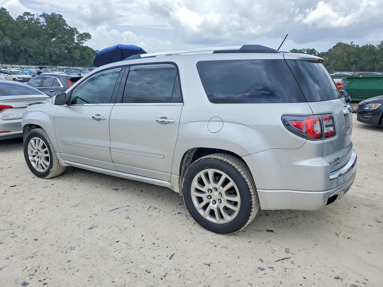 2015 Gmc Acadia Denali Silver vin: 1GKKRTKDXFJ341932