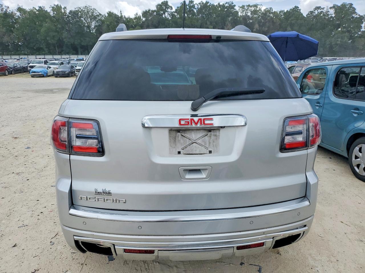 2015 Gmc Acadia Denali Silver vin: 1GKKRTKDXFJ341932