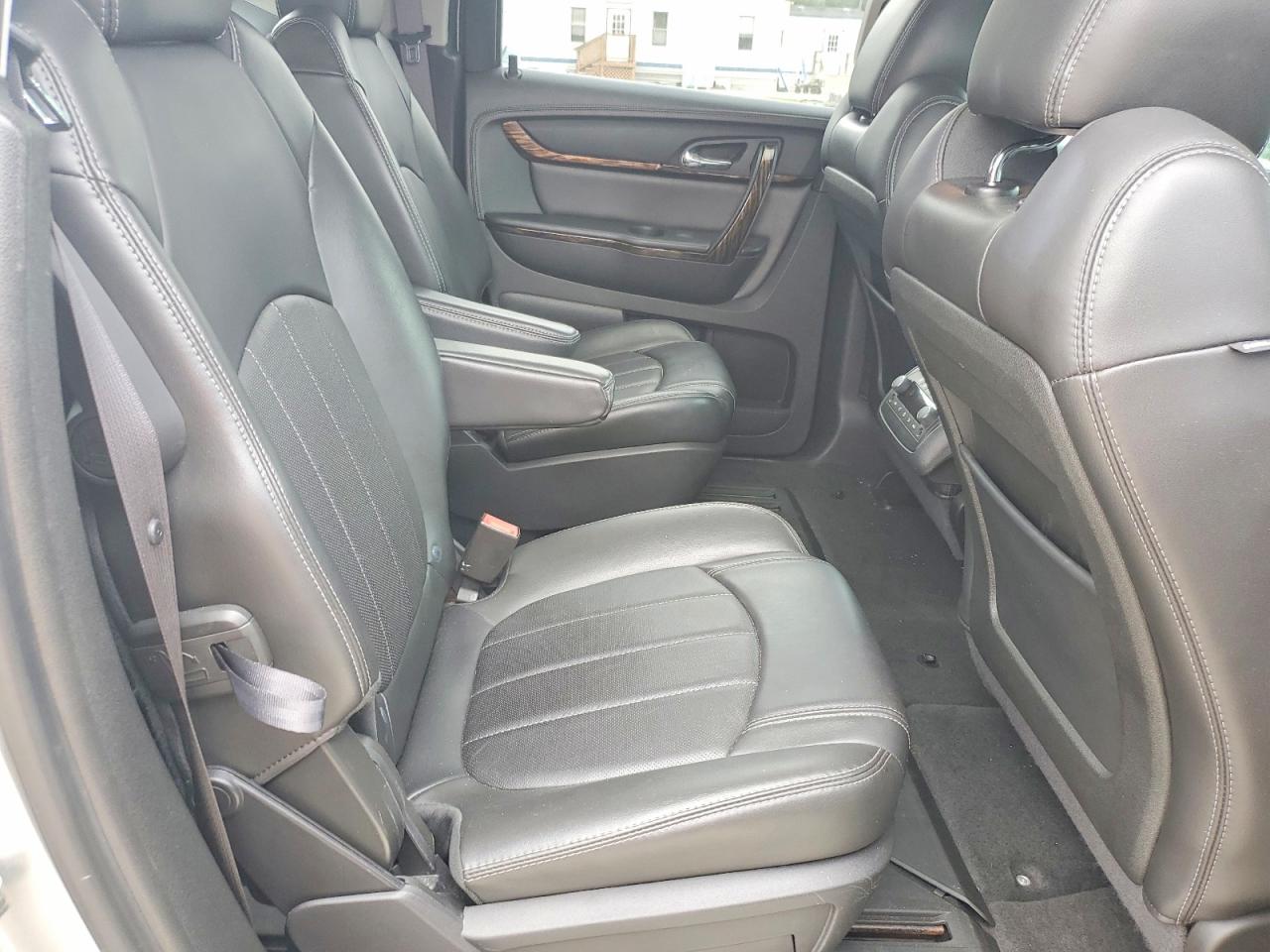 2015 Gmc Acadia Denali Silver vin: 1GKKRTKDXFJ341932