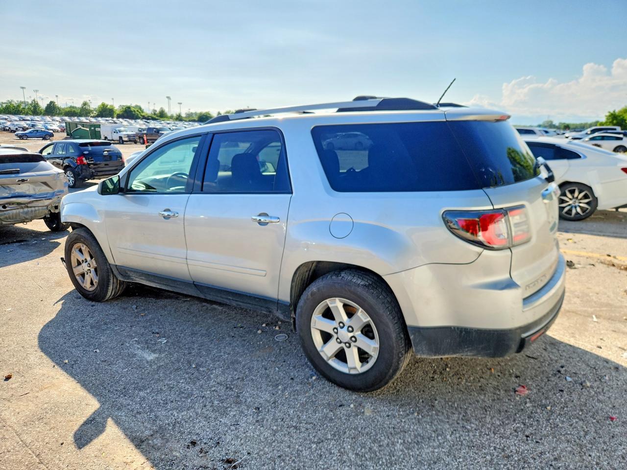 2015 Gmc Acadia Sle Silver vin: 1GKKVNED4FJ343873