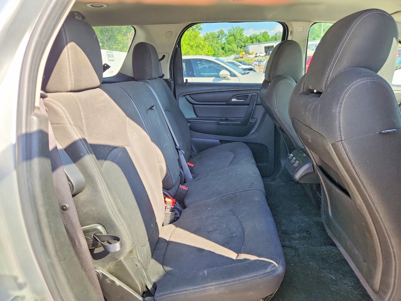 2015 Gmc Acadia Sle Silver vin: 1GKKVNED4FJ343873