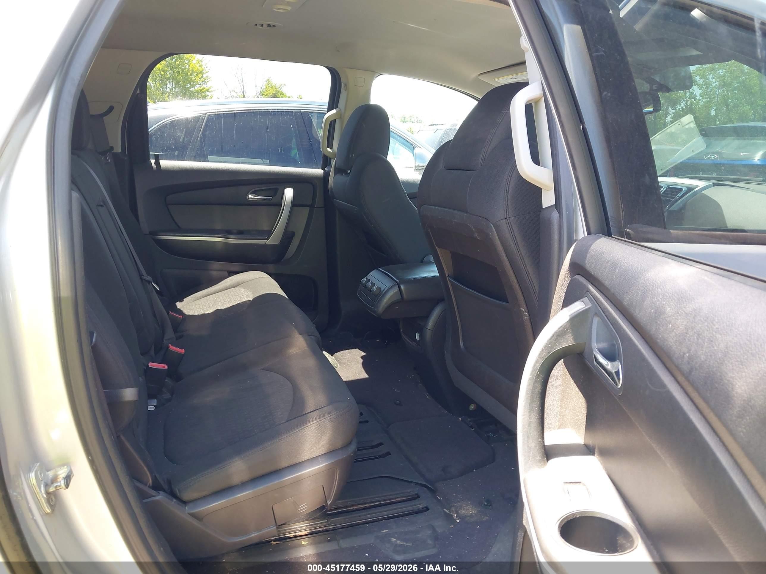 2011 Gmc Acadia Sl Silver vin: 1GKKVNED8BJ109312