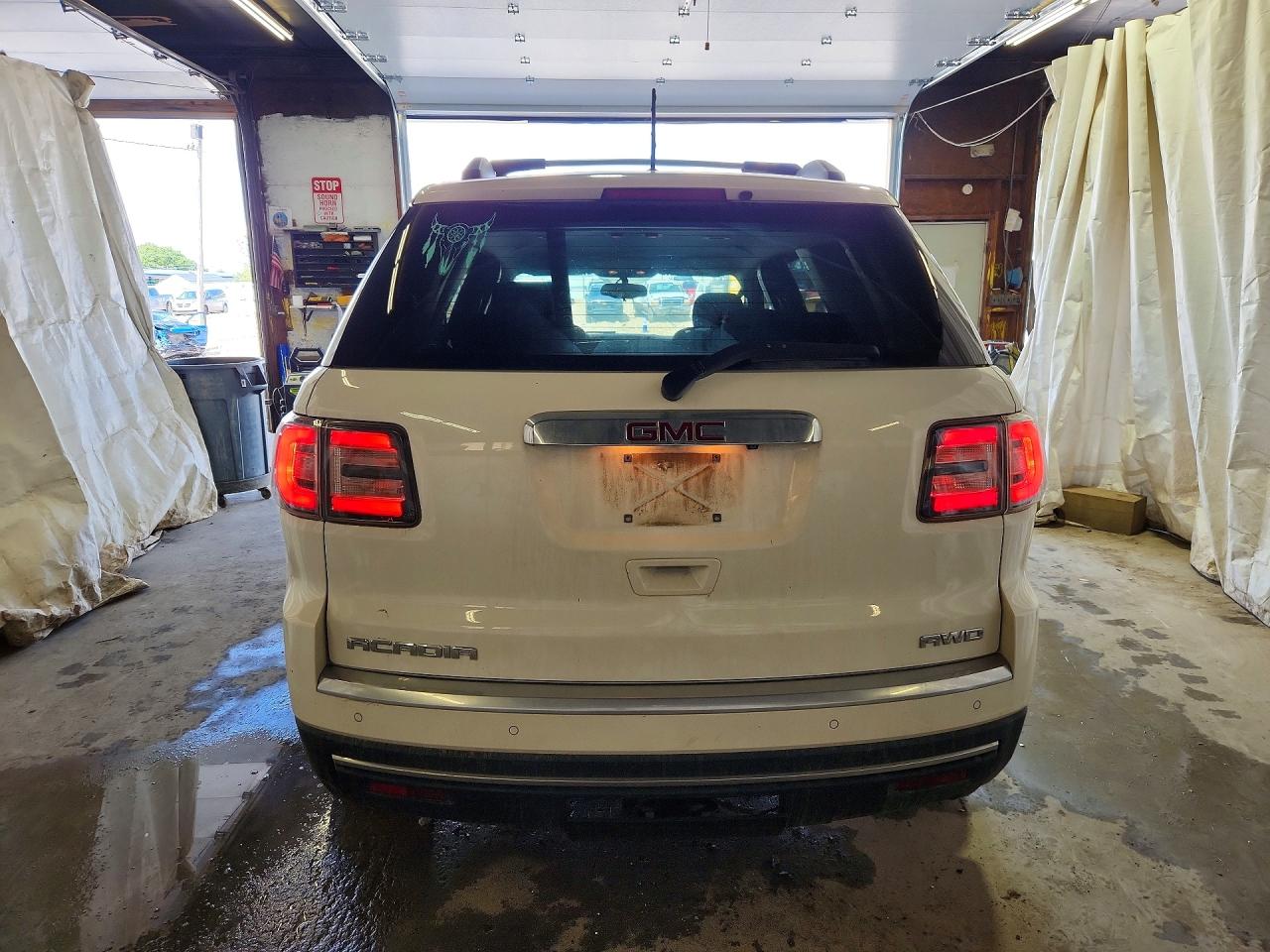 2014 Gmc Acadia Sle White vin: 1GKKVNED9EJ197839