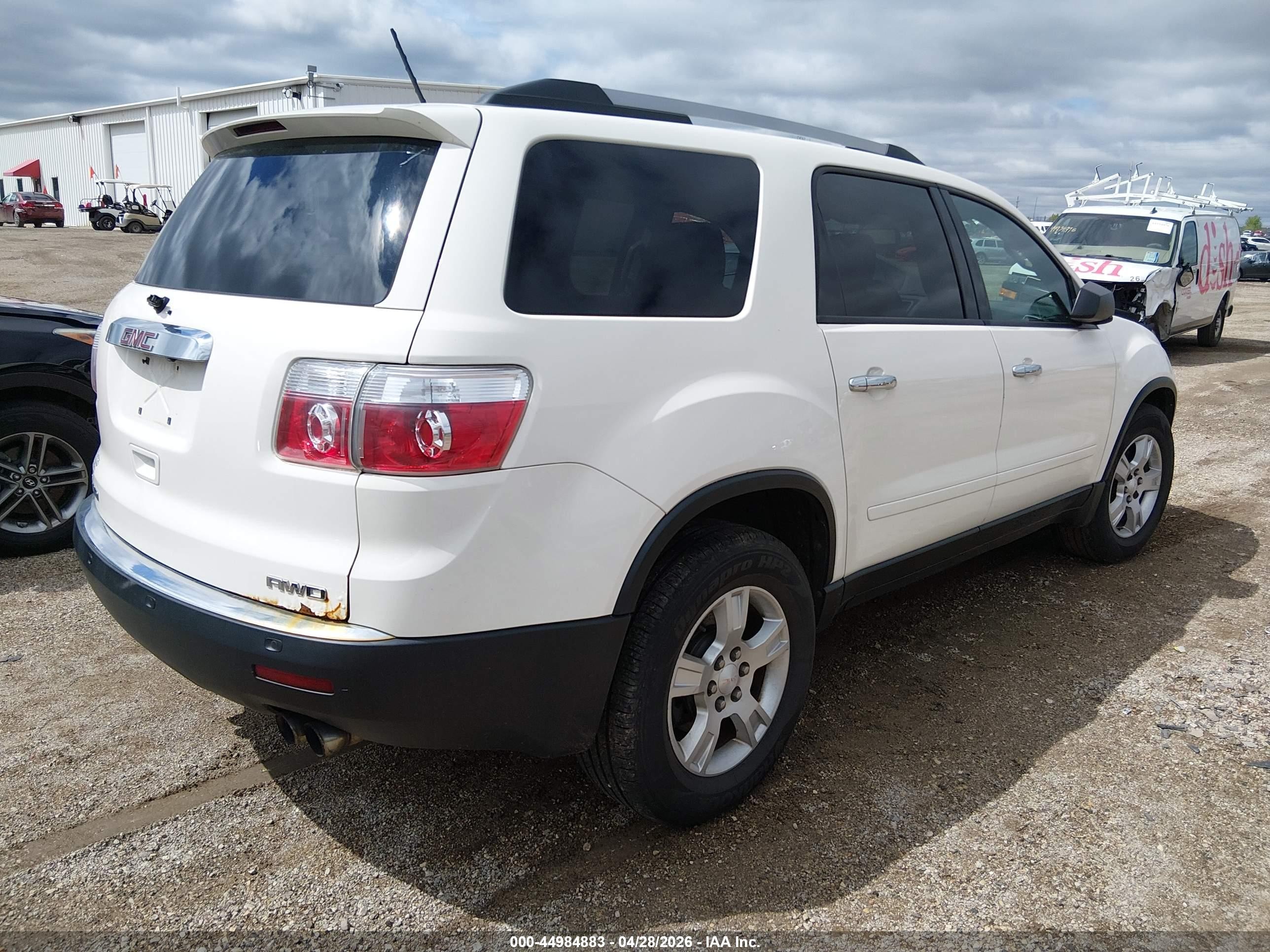 2011 Gmc Acadia Sle White vin: 1GKKVPED0BJ115309