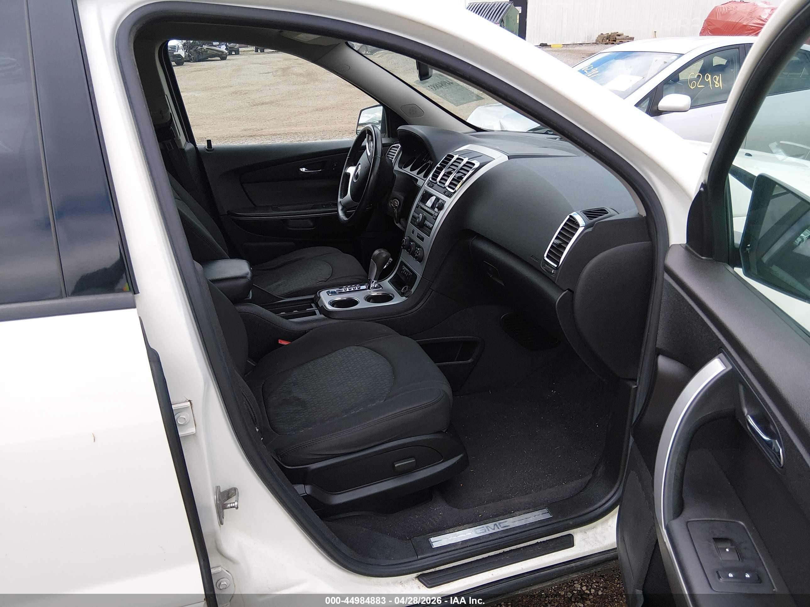 2011 Gmc Acadia Sle White vin: 1GKKVPED0BJ115309