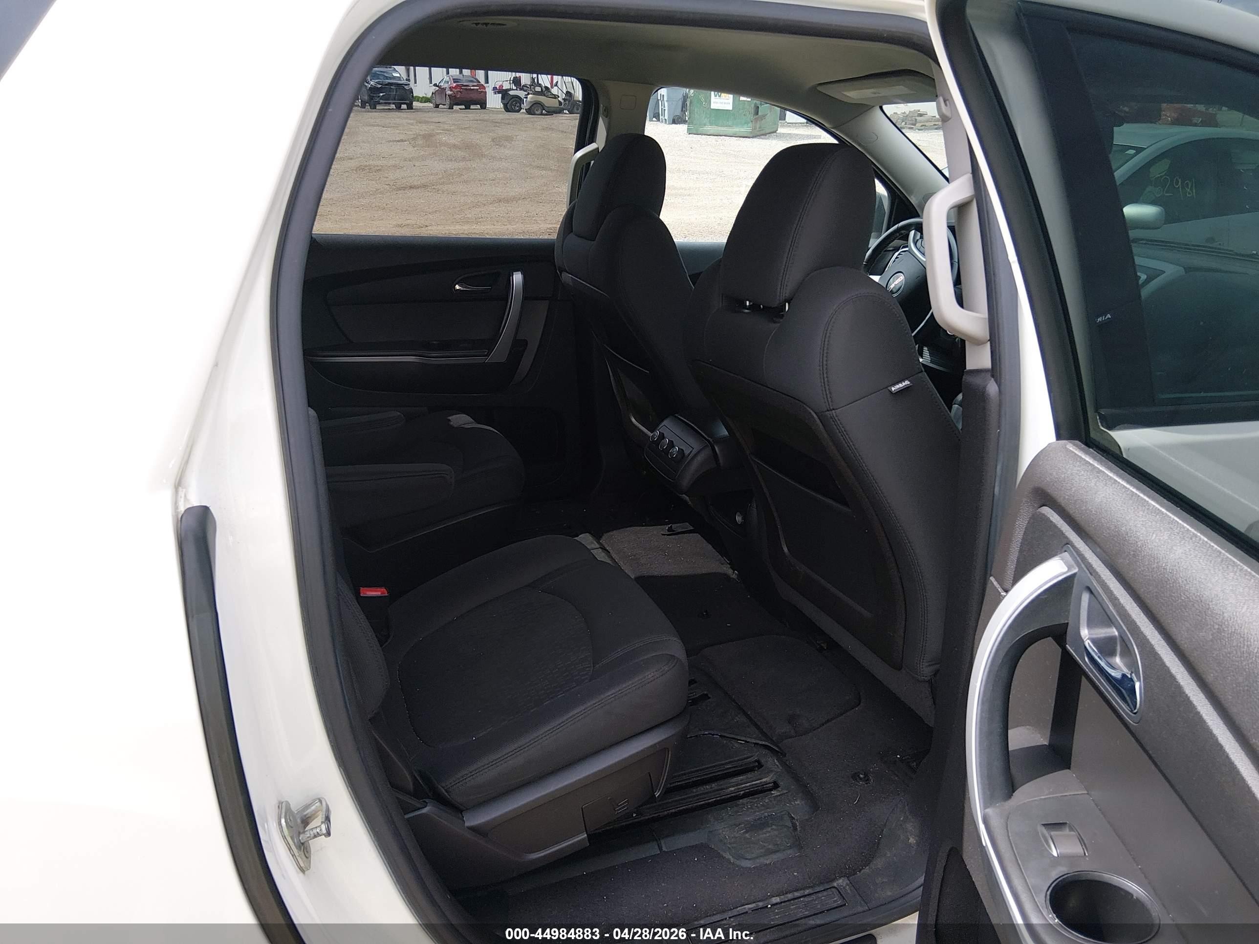 2011 Gmc Acadia Sle White vin: 1GKKVPED0BJ115309