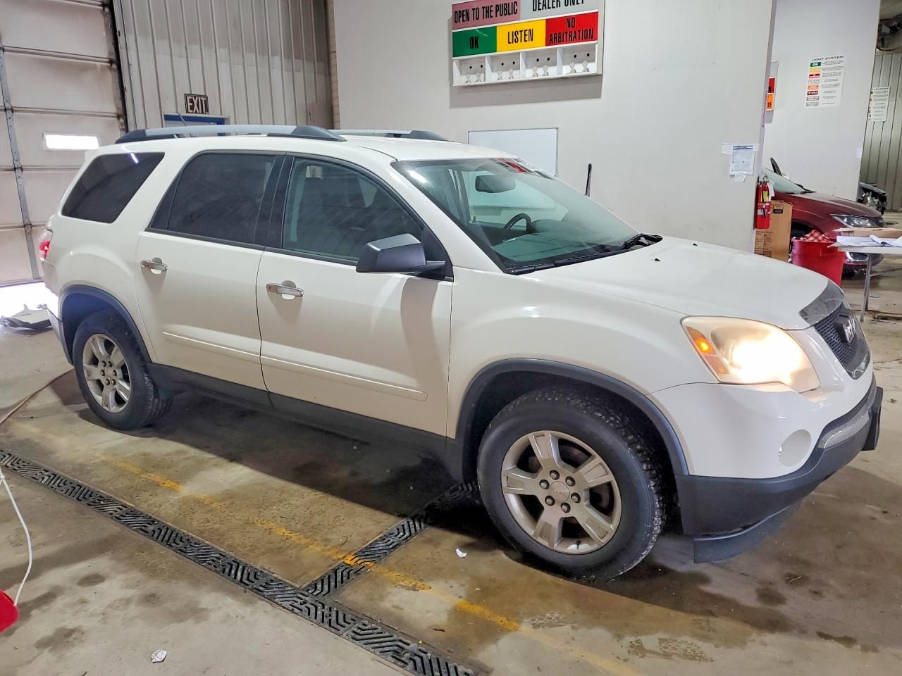 2012 Gmc Acadia Sle White vin: 1GKKVPED8CJ363034