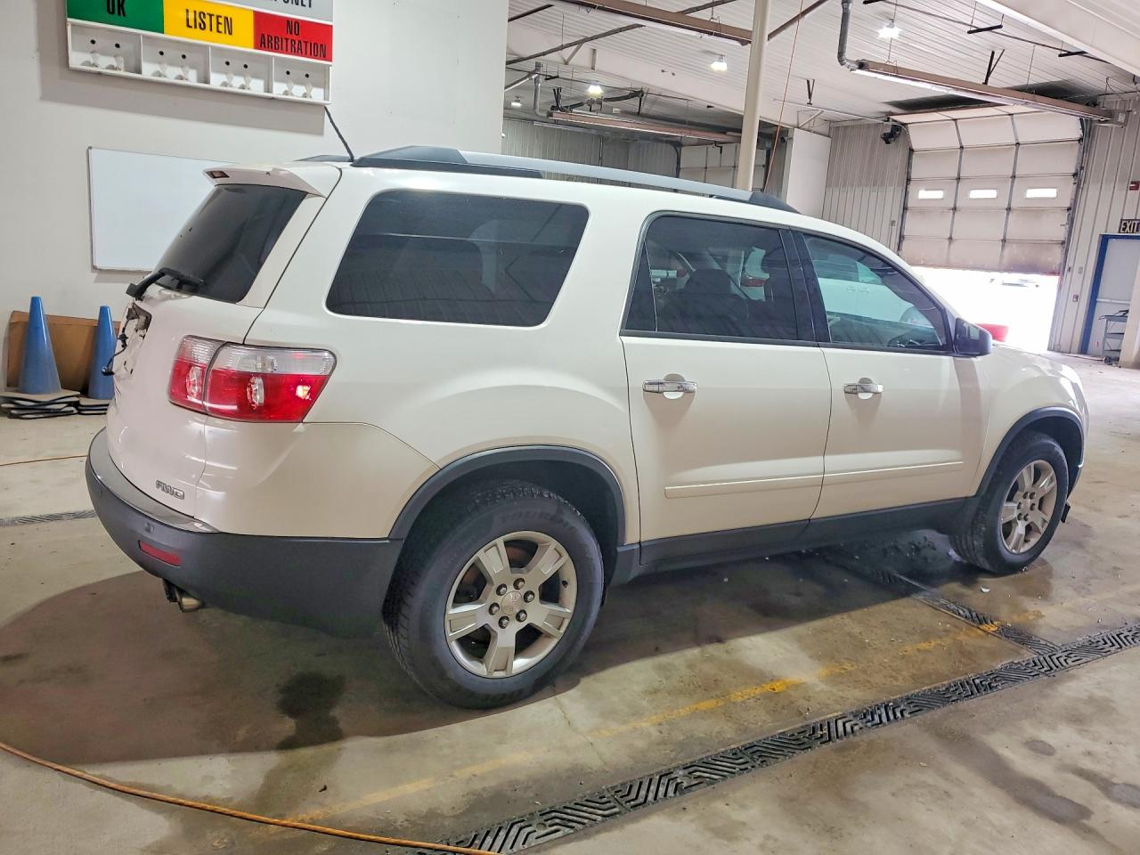 2012 Gmc Acadia Sle White vin: 1GKKVPED8CJ363034