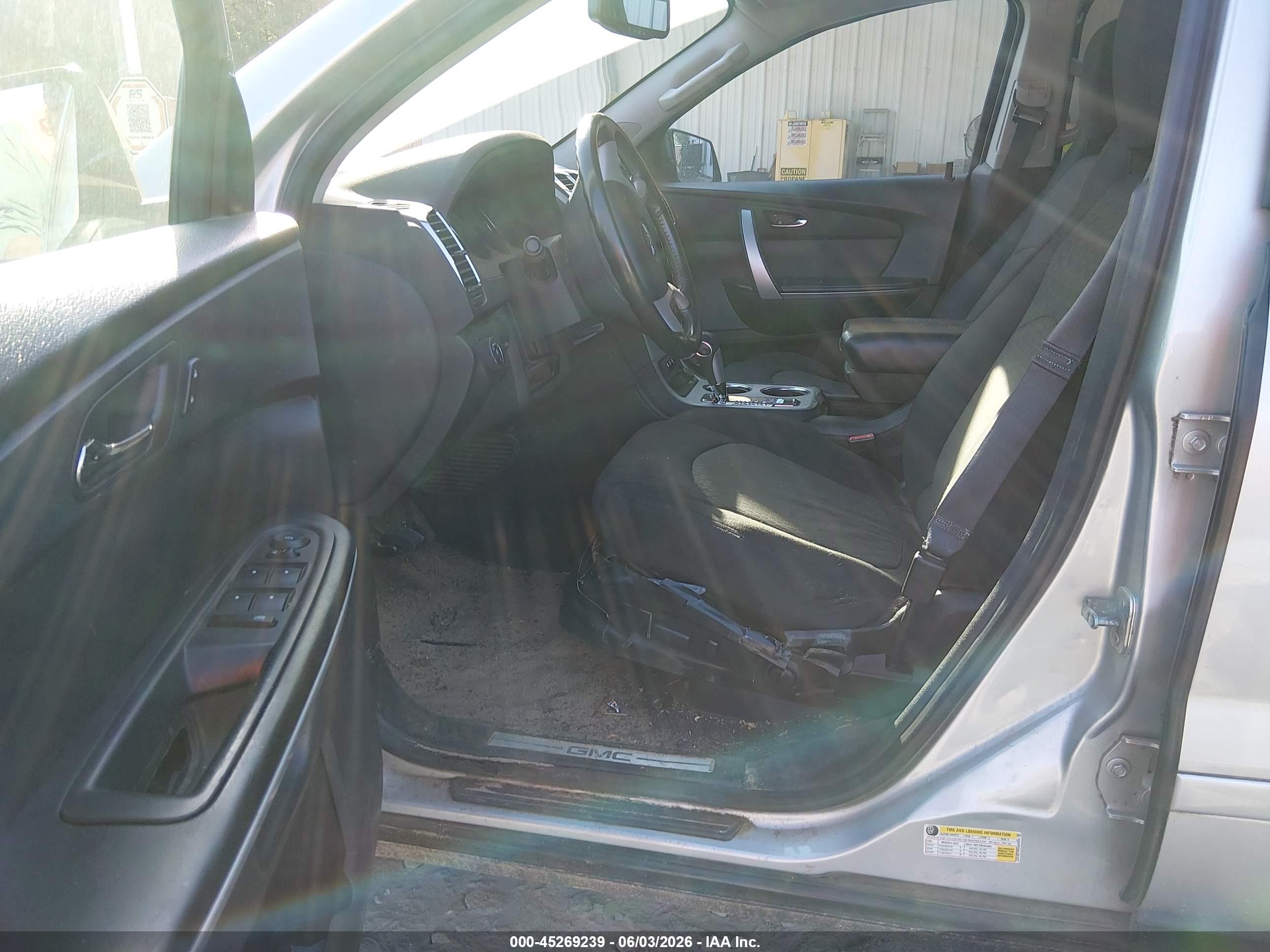 2012 Gmc Acadia Sle Silver vin: 1GKKVPED8CJ391237