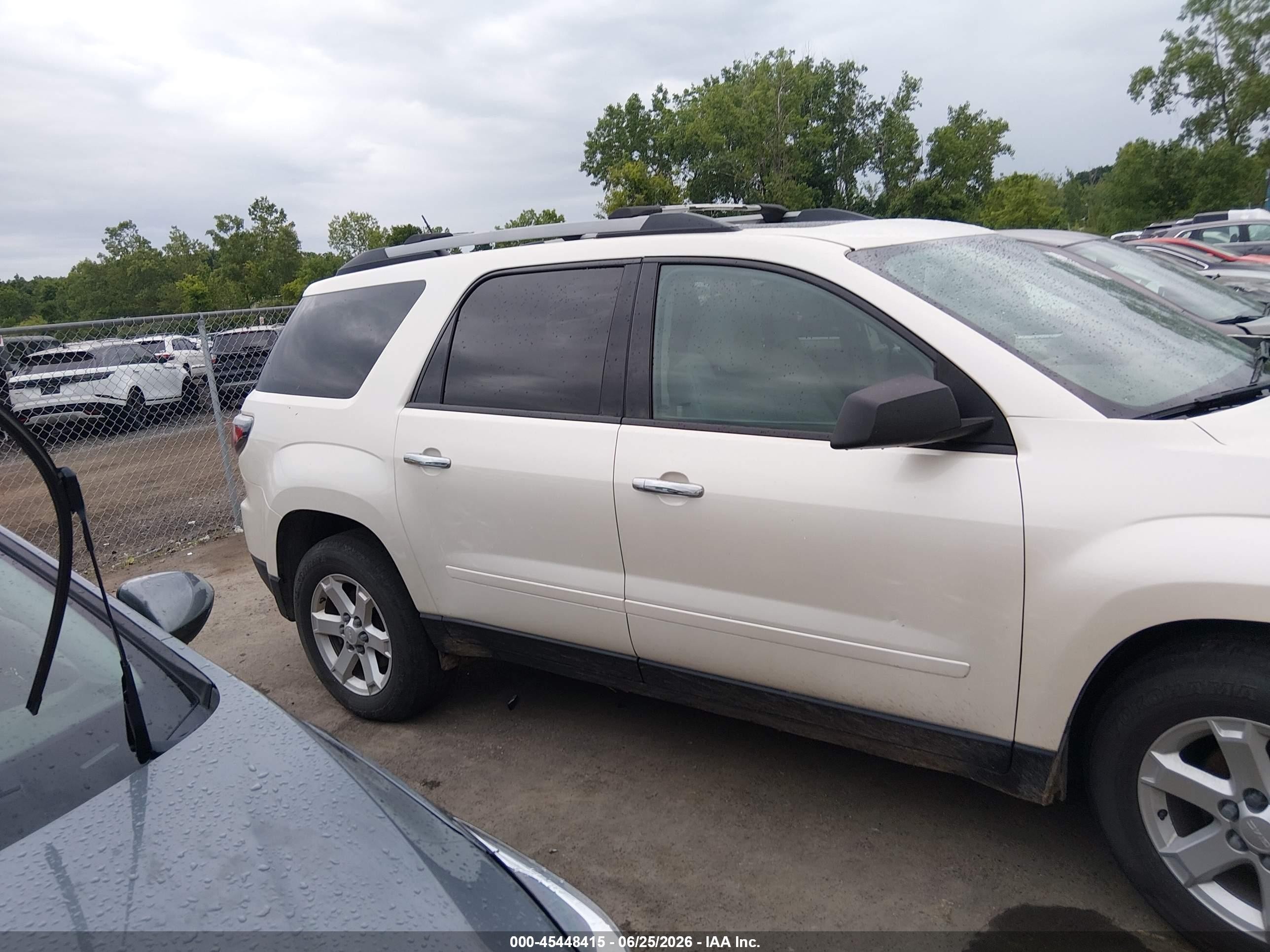 2014 Gmc Acadia Sle-2 White vin: 1GKKVPKD1EJ212950