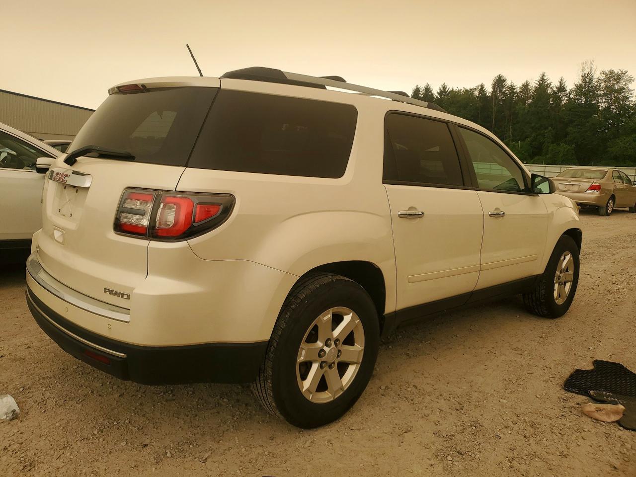 2015 Gmc Acadia Sle Beige vin: 1GKKVPKD1FJ295670