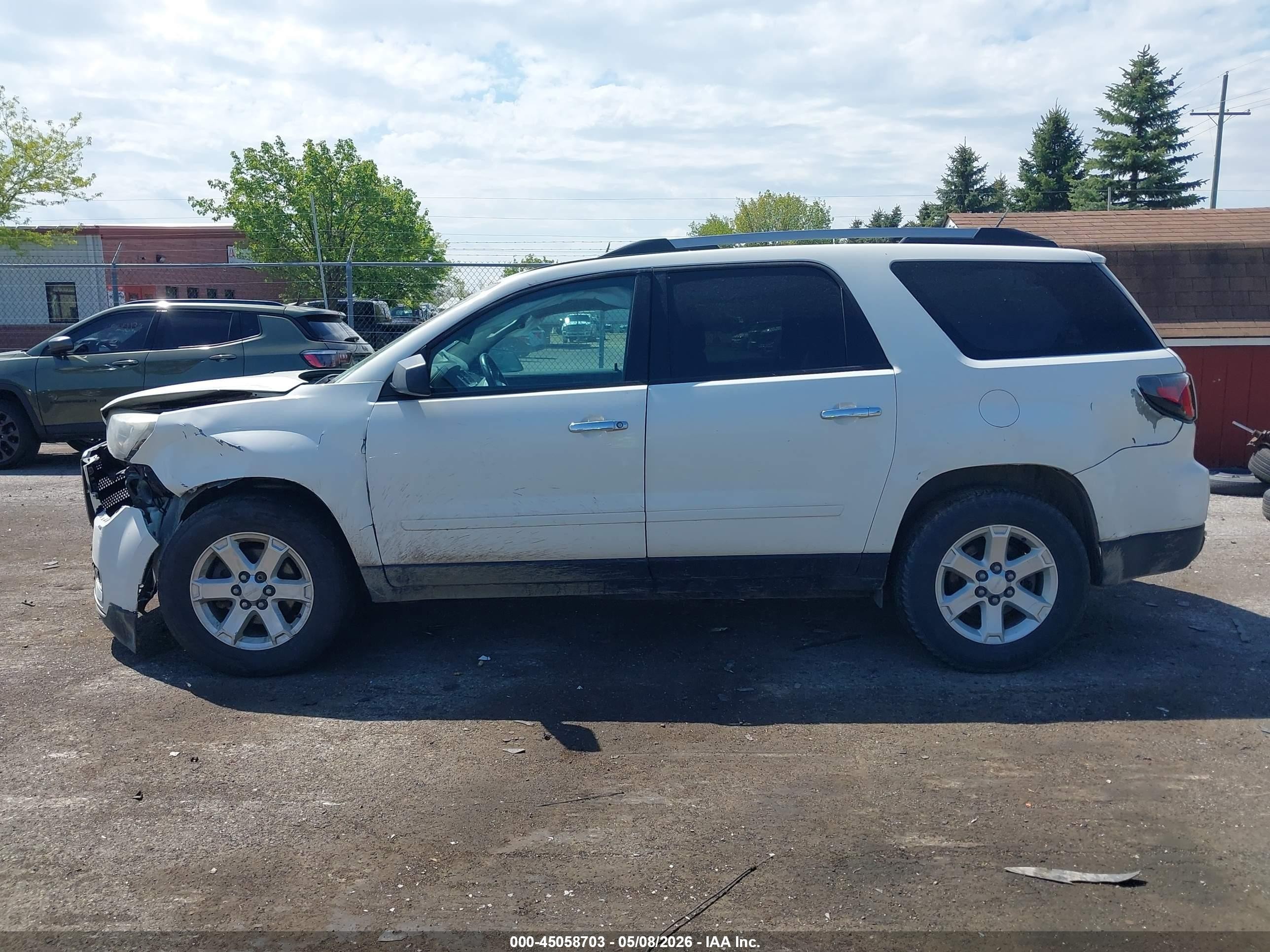 2015 Gmc Acadia Sle-2 White vin: 1GKKVPKD2FJ260846