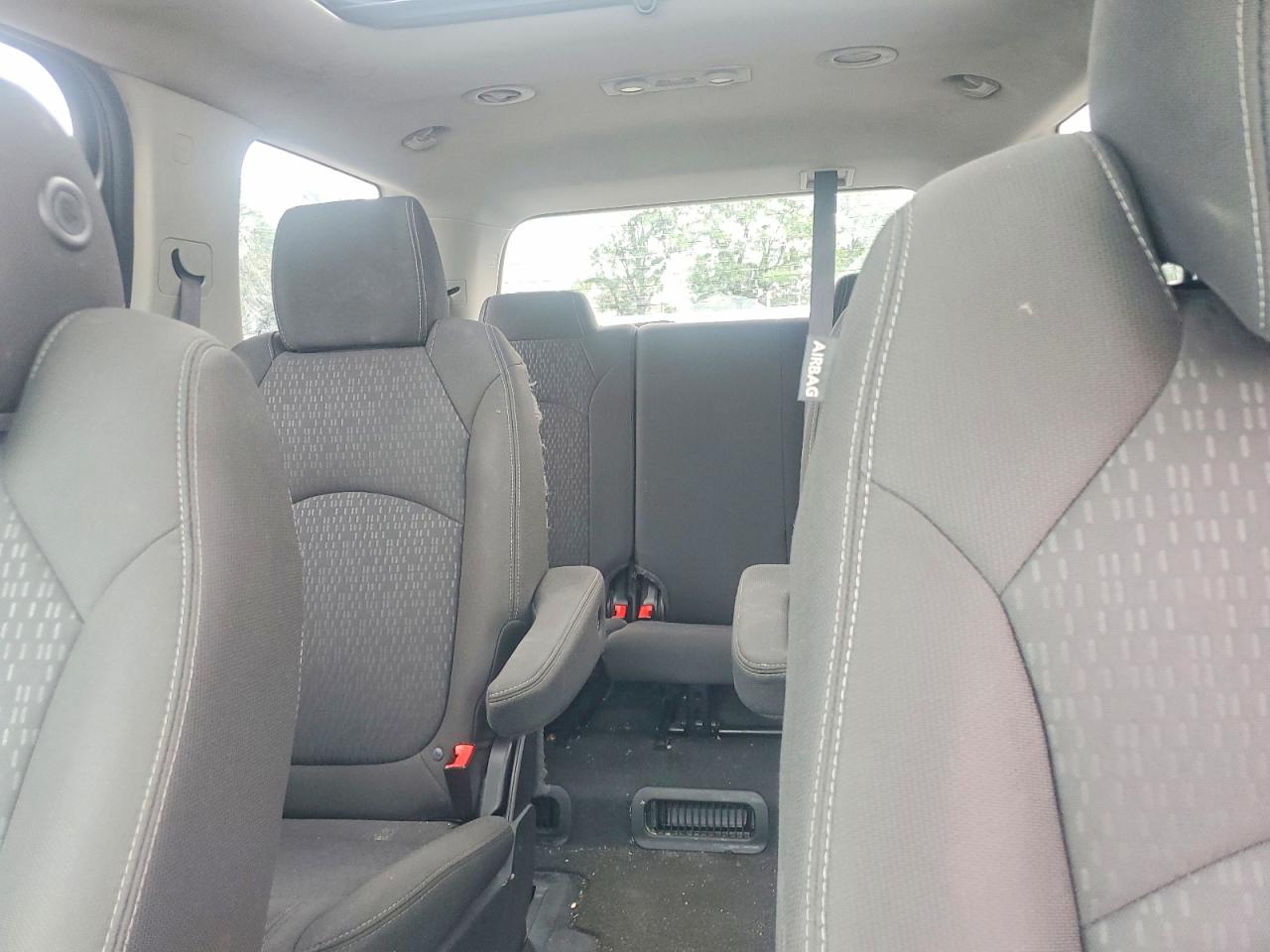 2015 Gmc Acadia Sle Серебряный vin: 1GKKVPKD5FJ345521