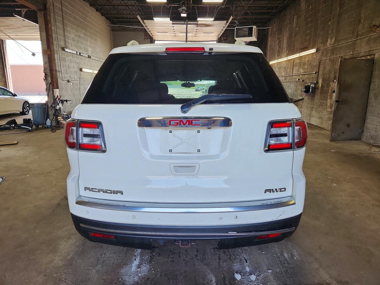 2015 Gmc Acadia Sle Белый vin: 1GKKVPKD7FJ102504