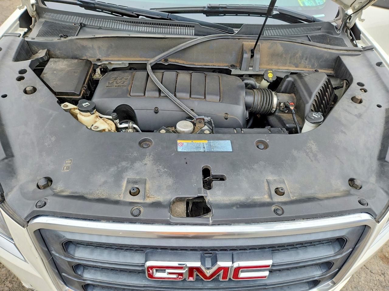 2014 Gmc Acadia Sle White vin: 1GKKVPKD8EJ375417