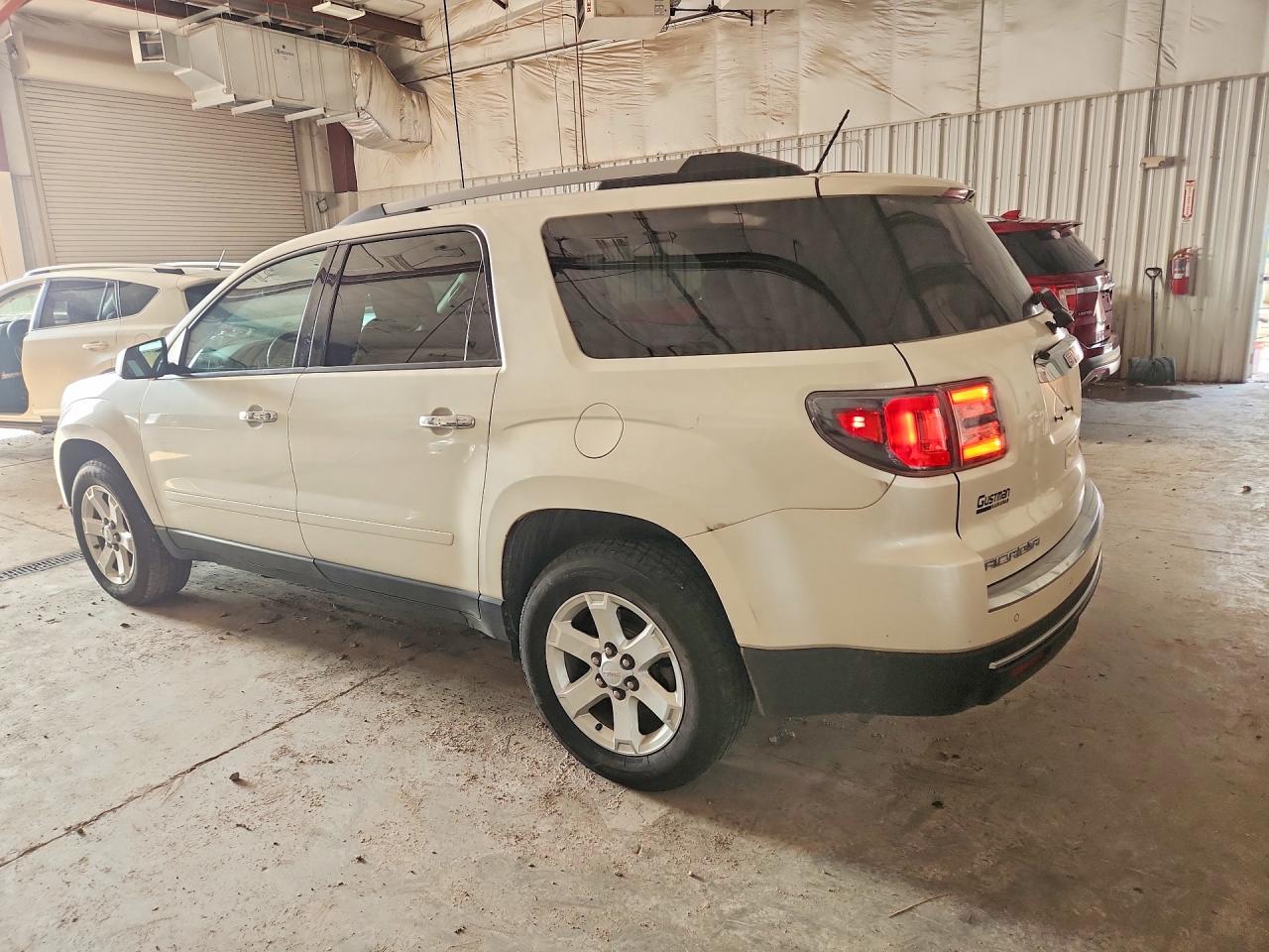 2014 Gmc Acadia Sle White vin: 1GKKVPKD8EJ377216