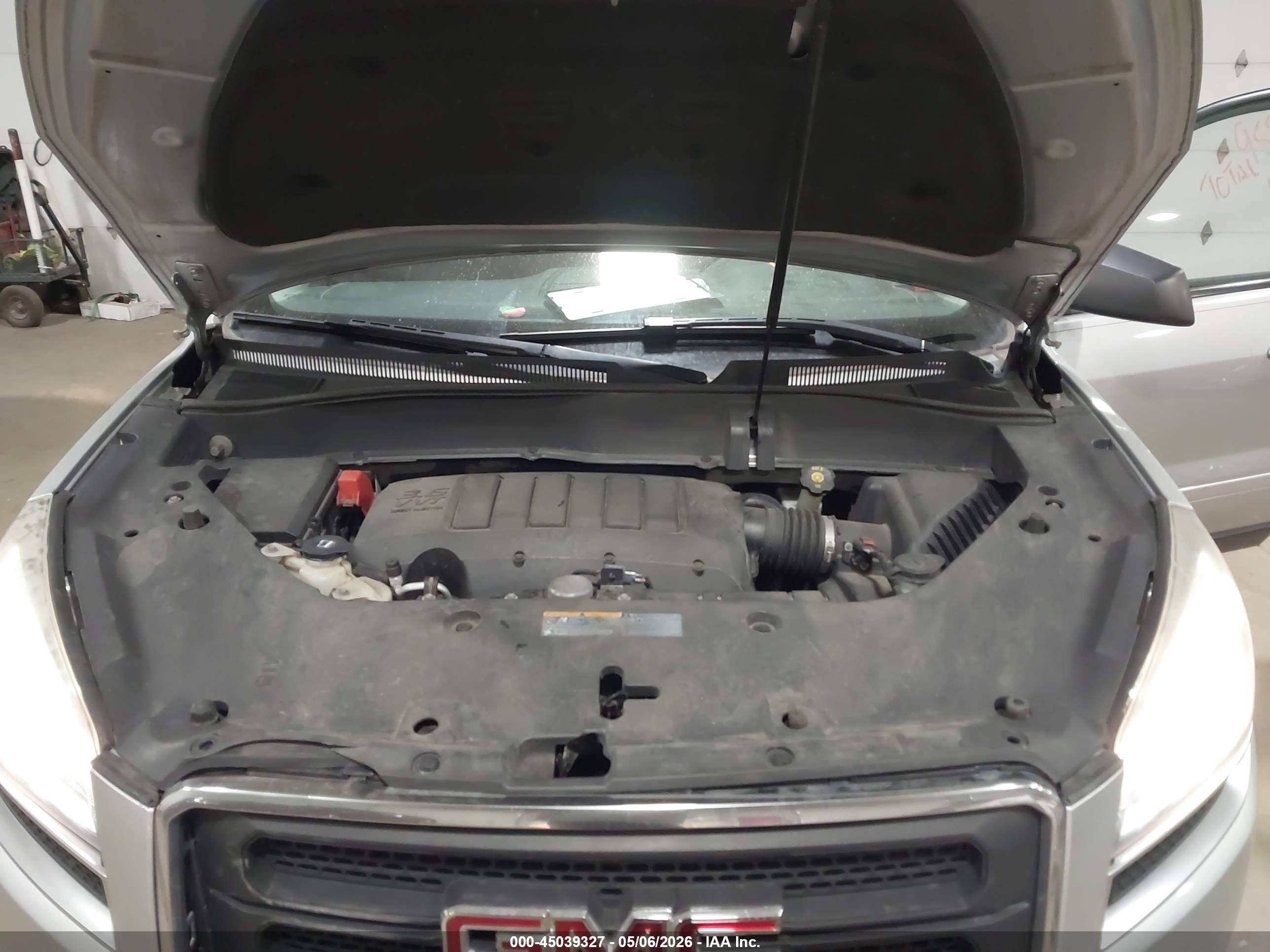 2015 Gmc Acadia Sle-2 Серебряный vin: 1GKKVPKD8FJ148813