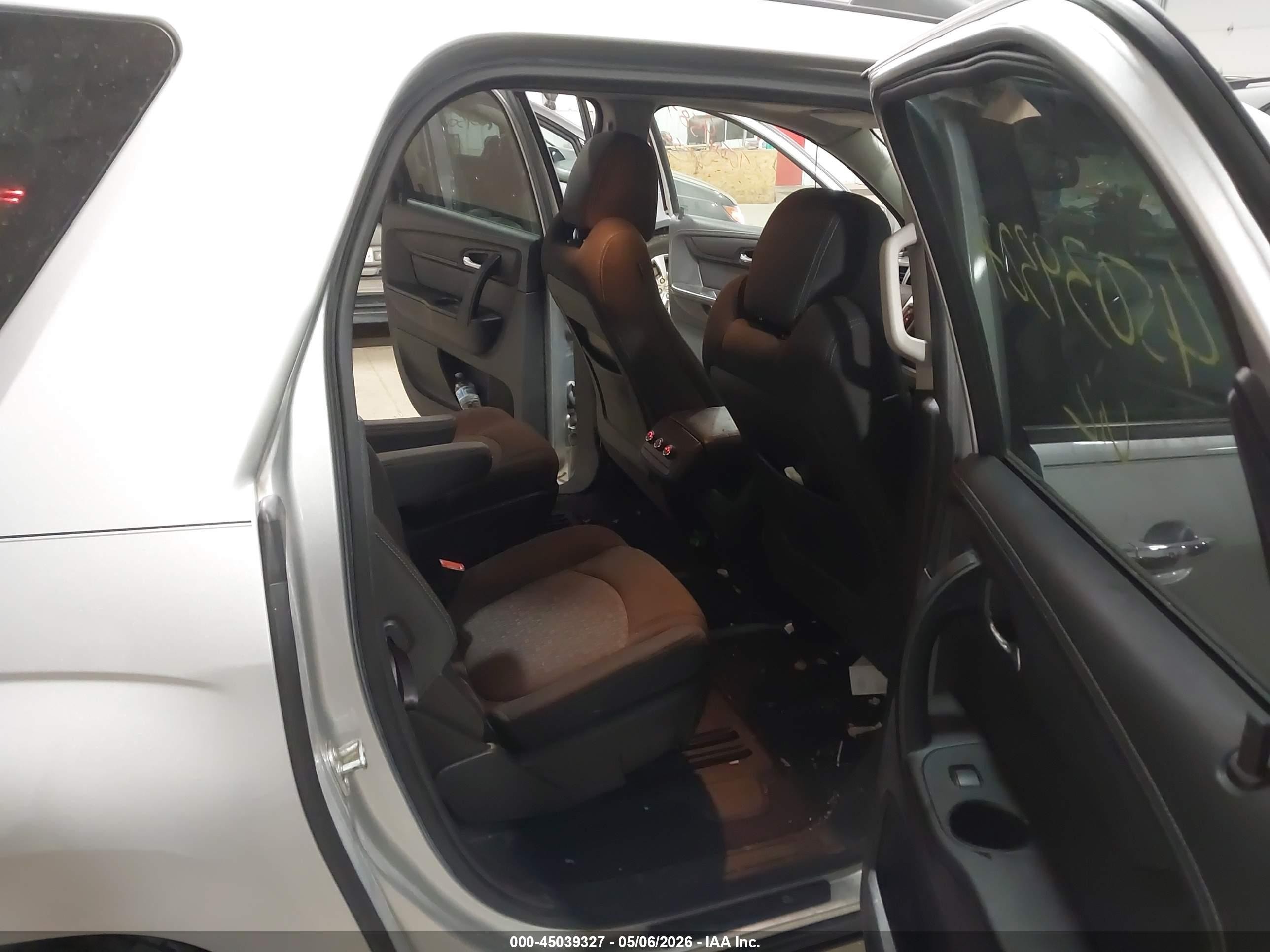 2015 Gmc Acadia Sle-2 Серебряный vin: 1GKKVPKD8FJ148813