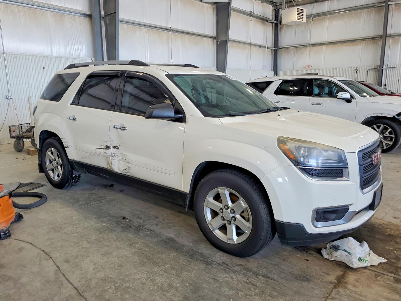 2015 Gmc Acadia Sle Белый vin: 1GKKVPKD9FJ203558