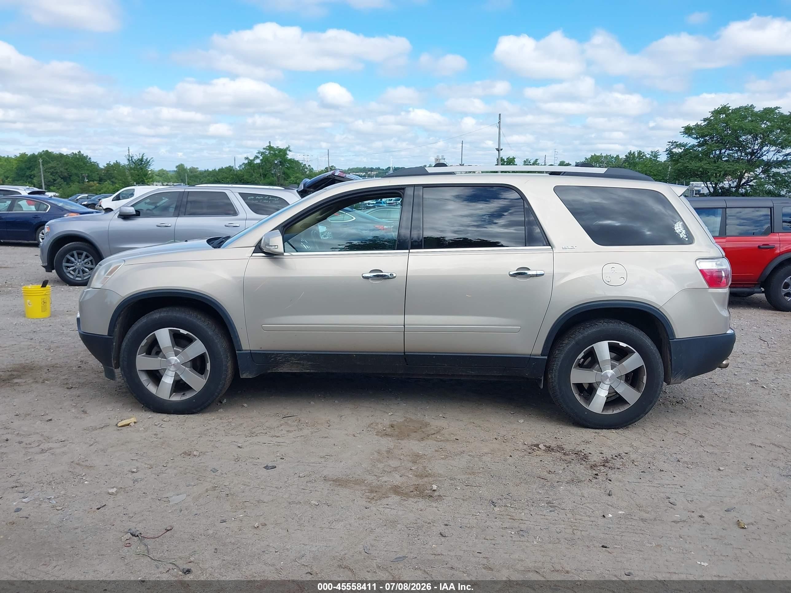 2011 Gmc Acadia Slt-1 Gold vin: 1GKKVRED2BJ124024