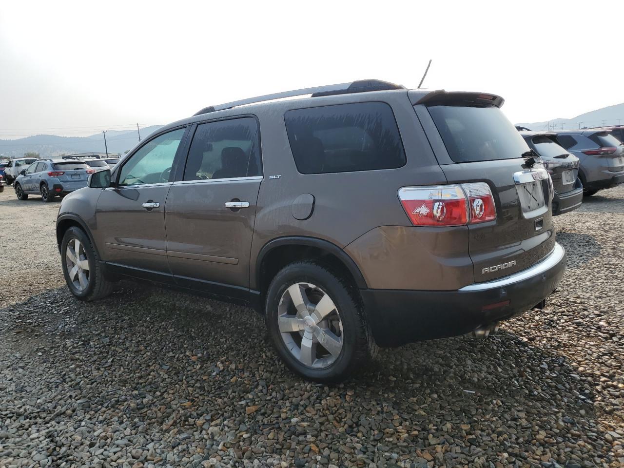 2011 Gmc Acadia Slt-1 Tan vin: 1GKKVRED7BJ133740 Damage: Left Qtr Panel, Dent(S) W/No Paint Dmg, 1/2 To 1 Inch