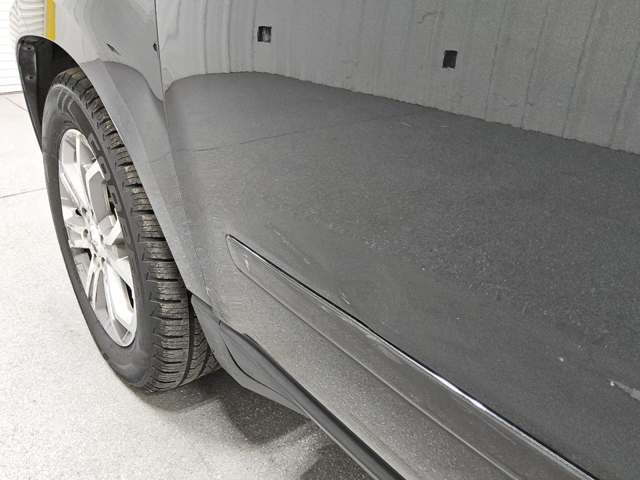 2014 Gmc Acadia Slt-1 Black vin: 1GKKVRKD0EJ245451 Damage: Left Front Door, Dent(S) W/ Paint Dmg, 1 To 2 Inches